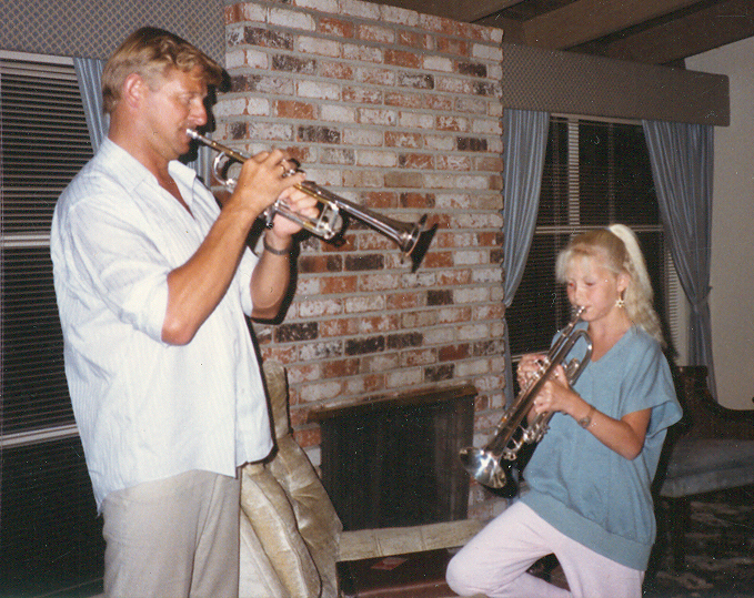Làrus and Dísella in 1988