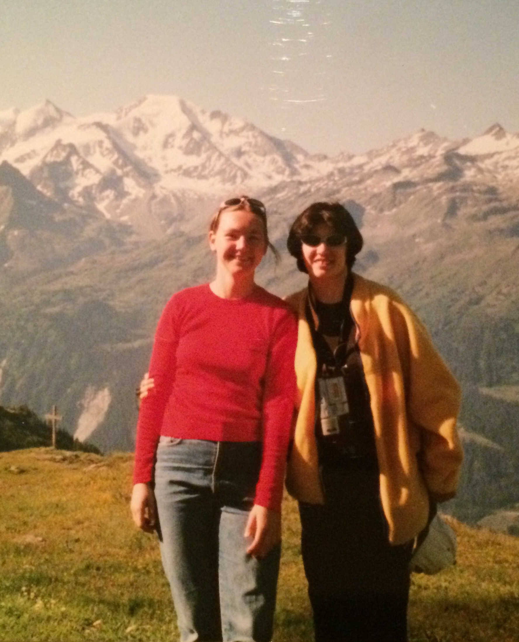 Dora (L) and Sabina
