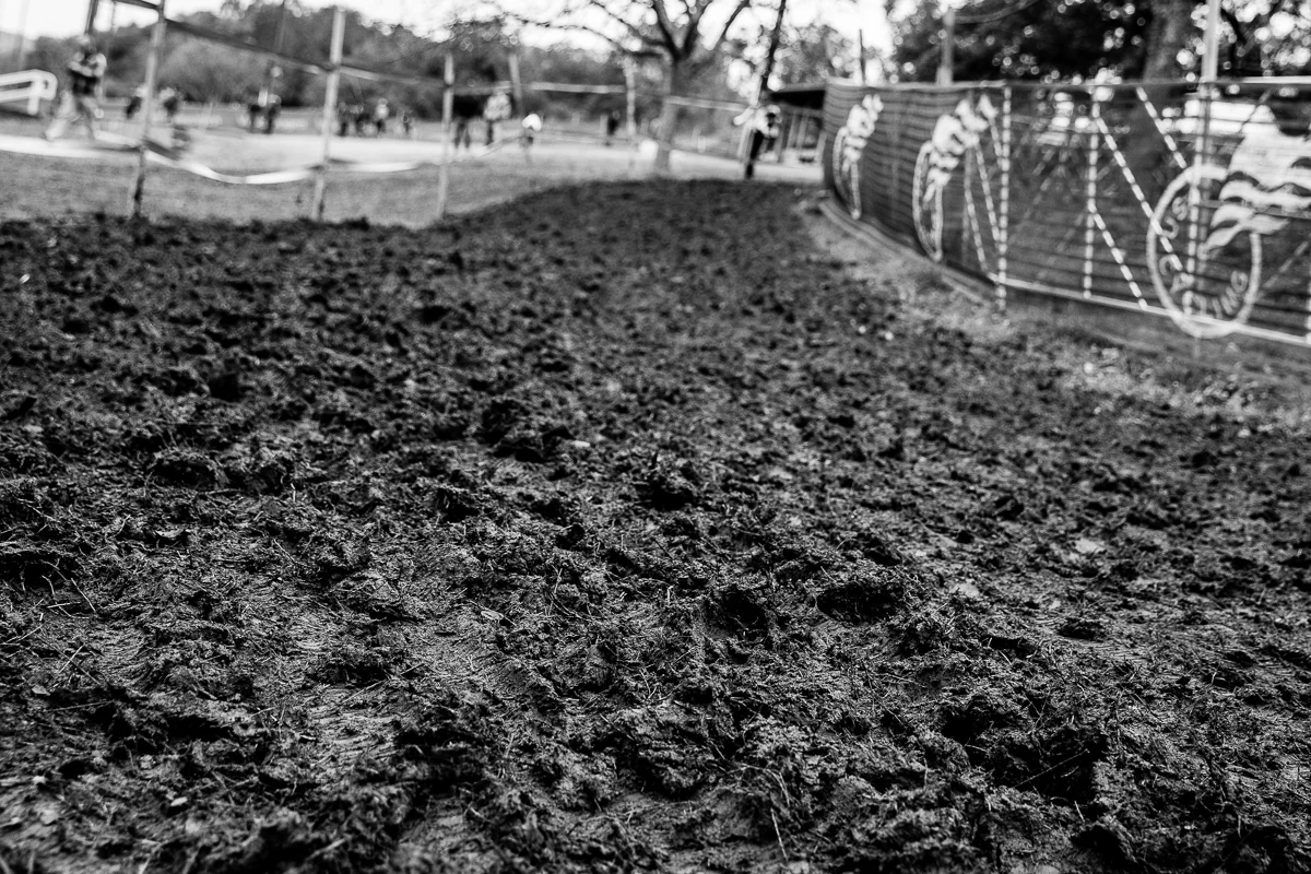 01_ForTheLoveOfPrerideMud_Curtes_1840.jpg