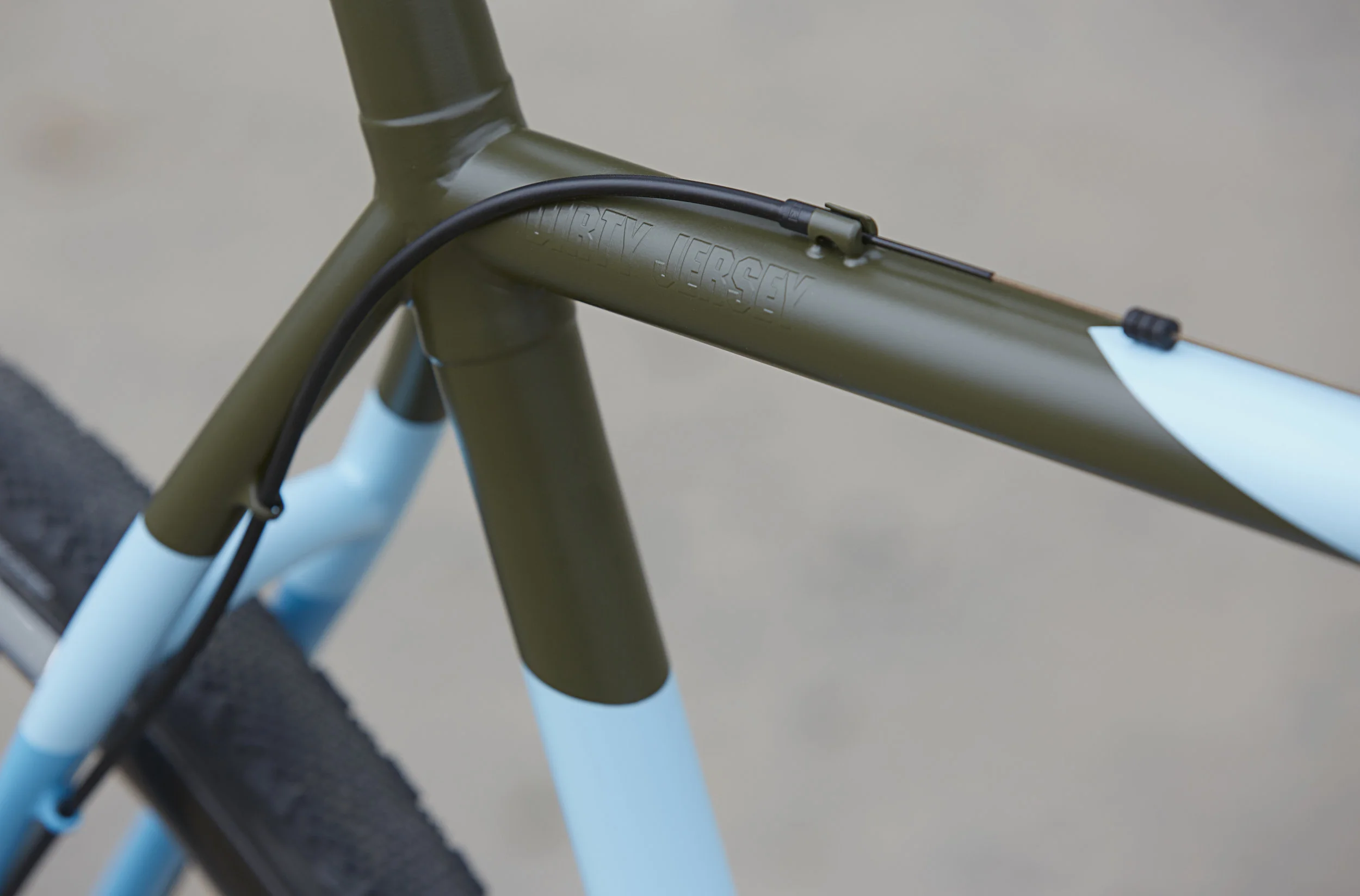 SV17_MAAP_CROSS_4023.jpg
