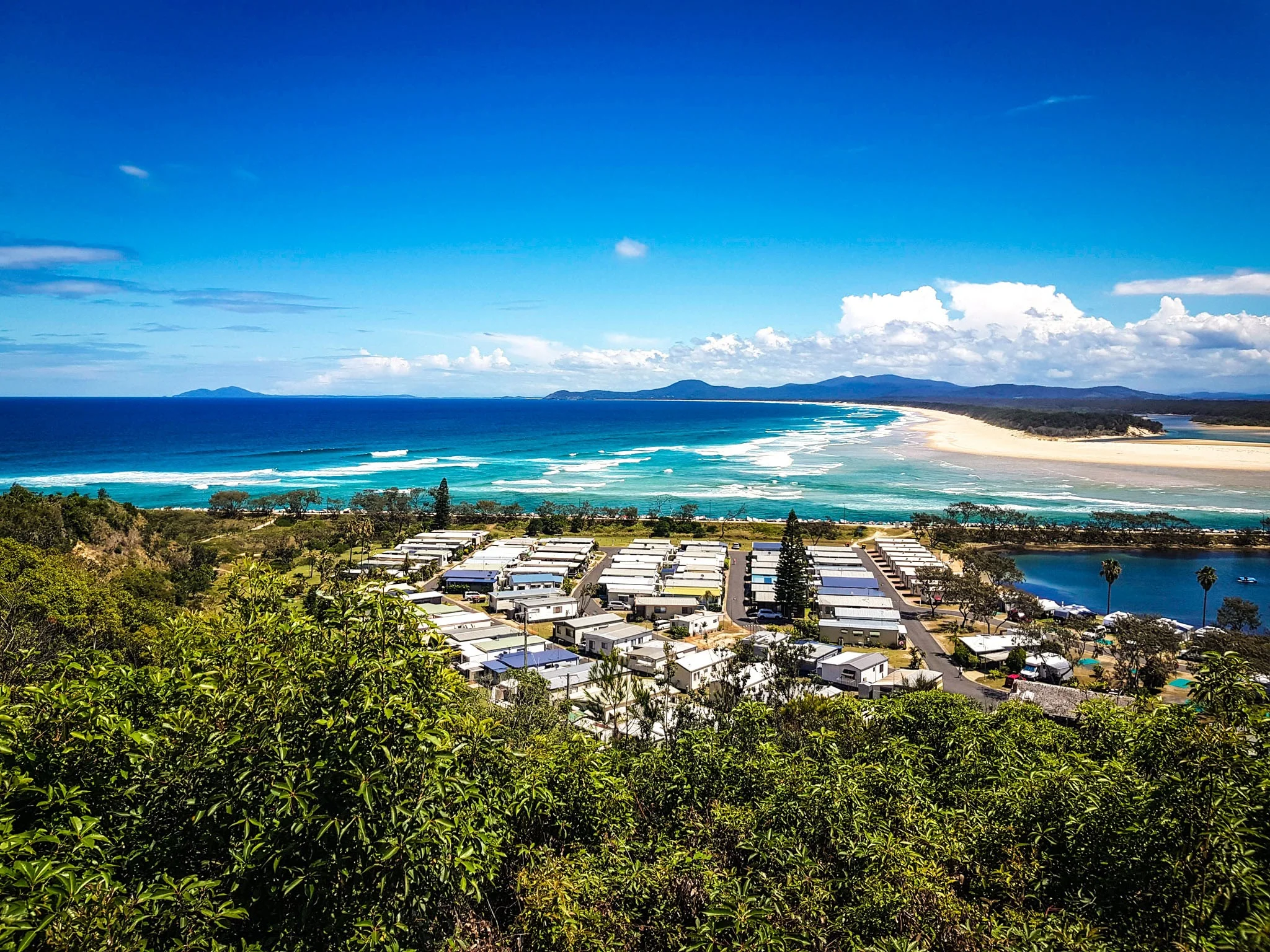 View from the Captain Cook Lookout, Nambucca Heads. More impressions in our 2nd Vlog. Stay tuned ;)