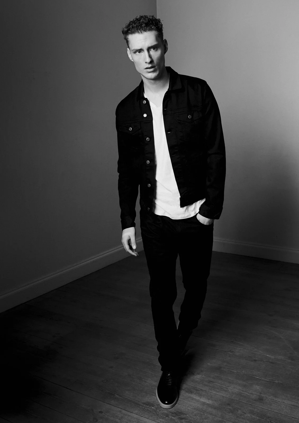 GORDON_BW_EMF_V001.jpg