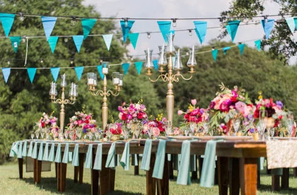 vista-west-ranch-brides-of-austin-wedding-flowers-outdoor-petal-pushers