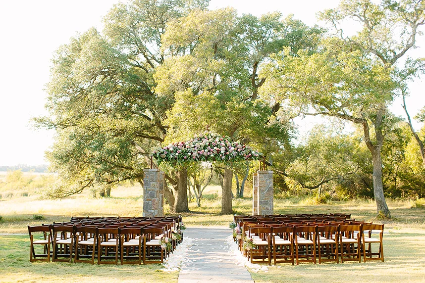 brides-of-austin-petal-pushers-florist-dripping-springs-ma-maison.jpg