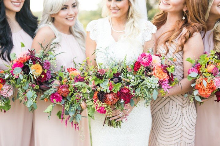 Bridal Party Babes &amp; Bouquets! Can we just say how much we LOVE this snap!?! &hearts;️ All essential boxes for achieving ultimate #bridalparty goals are present &amp; accounted for 🗳 1. Awesome chicks ✔️ 2. Awesome chicks celebrating another awe