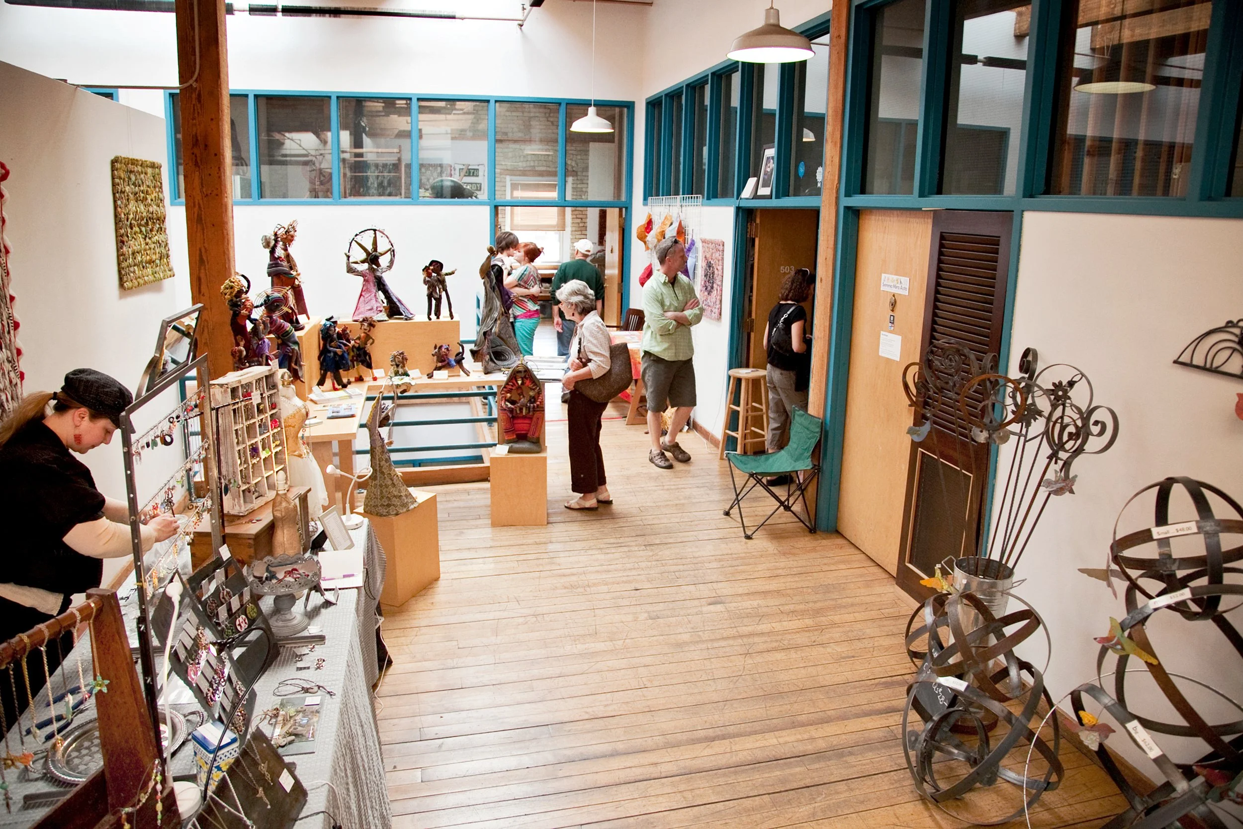 LLAC.Art.Crawl.03.jpg