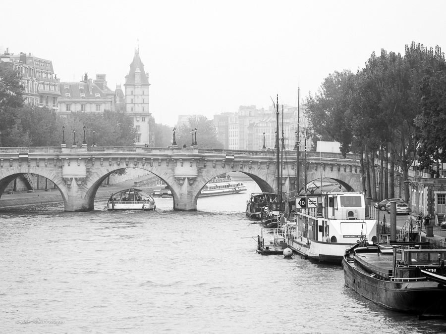  Paris, France 