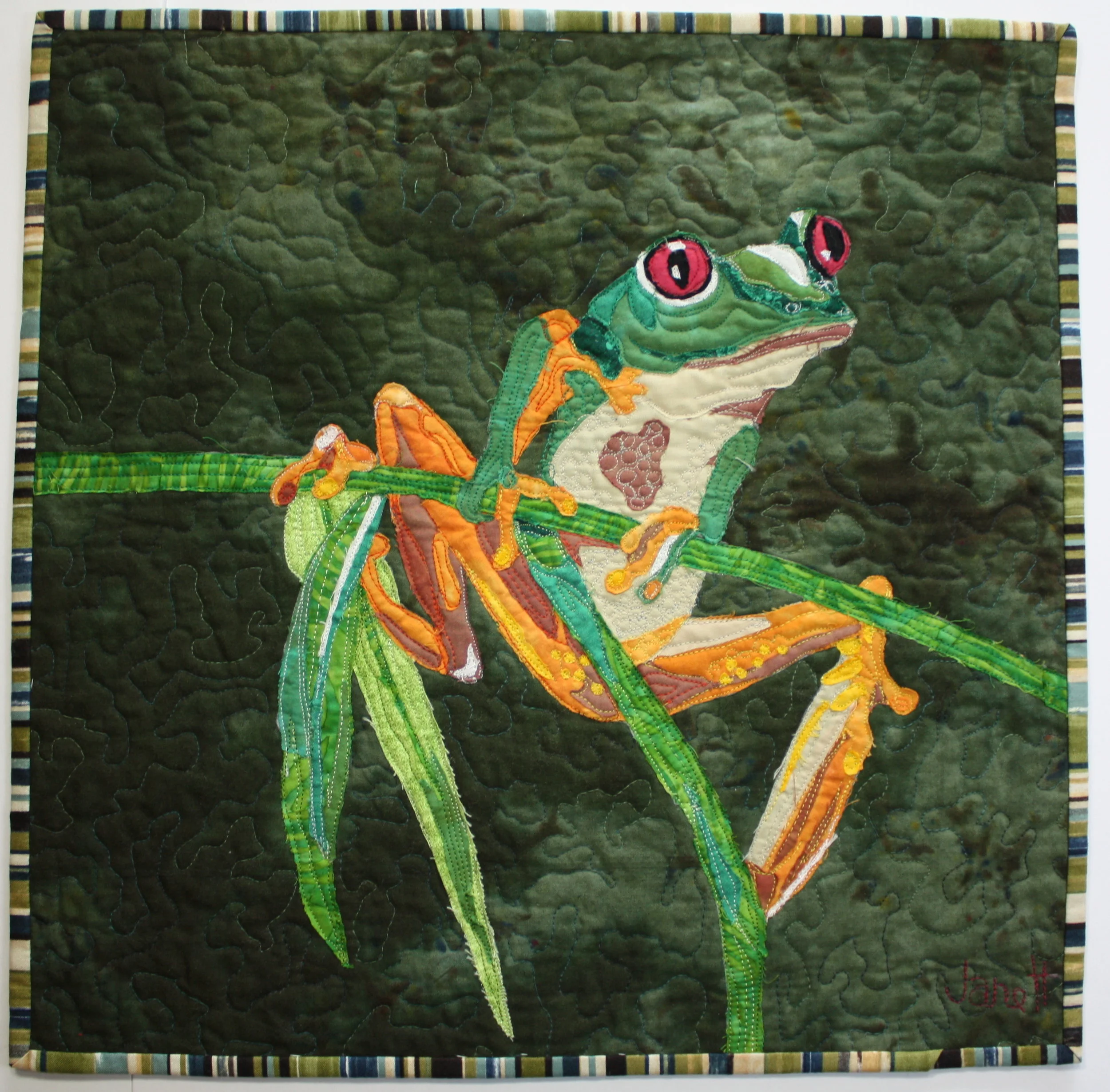Tree Frog Quilt by janehaworth.com