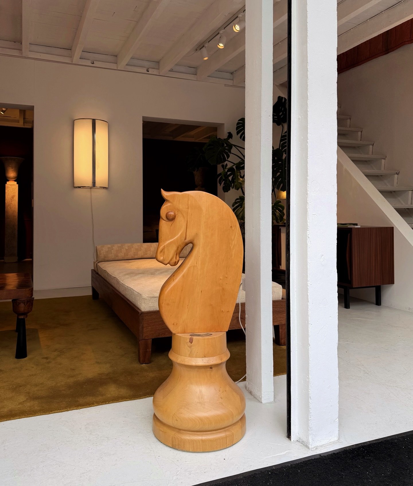 If I hadn&rsquo;t already filled two luggage, I would have carried this bad boy home.