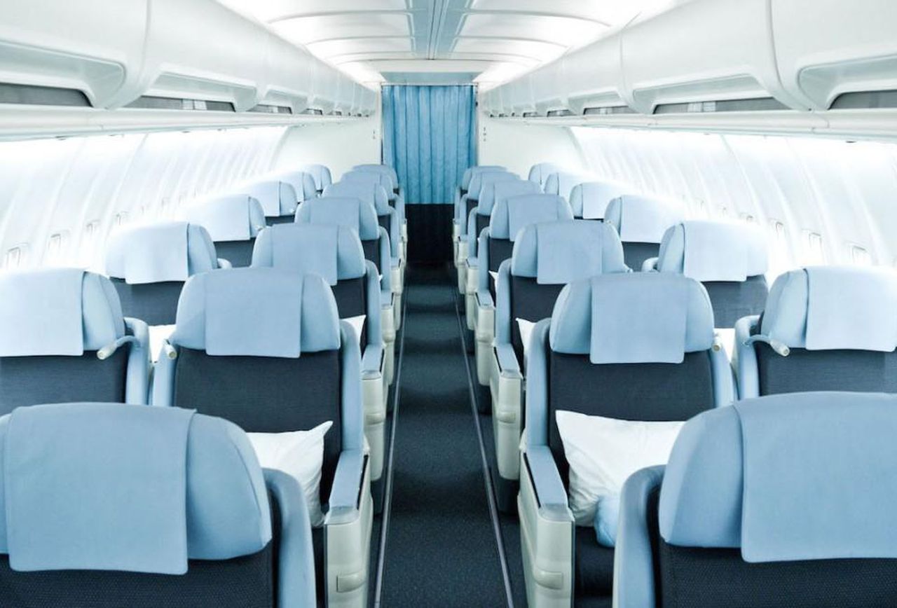 https---blogs-images.forbes.com-garywalther-files-2014-09-0926_FL-La-Compagnie-Cabin_1280x720-1152x648.jpg