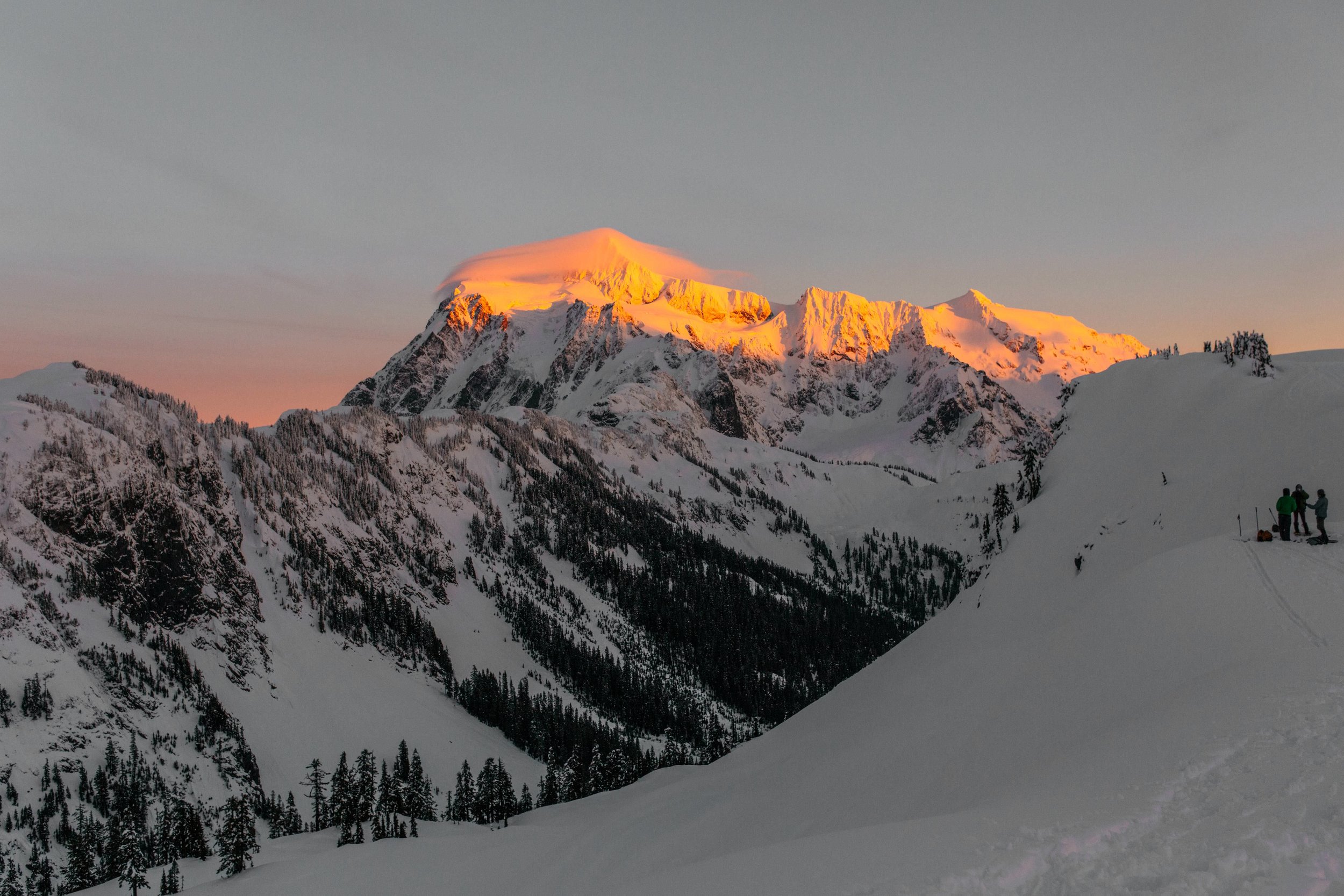 north-cascades-mount-baker-snow-camping-sunset.jpg