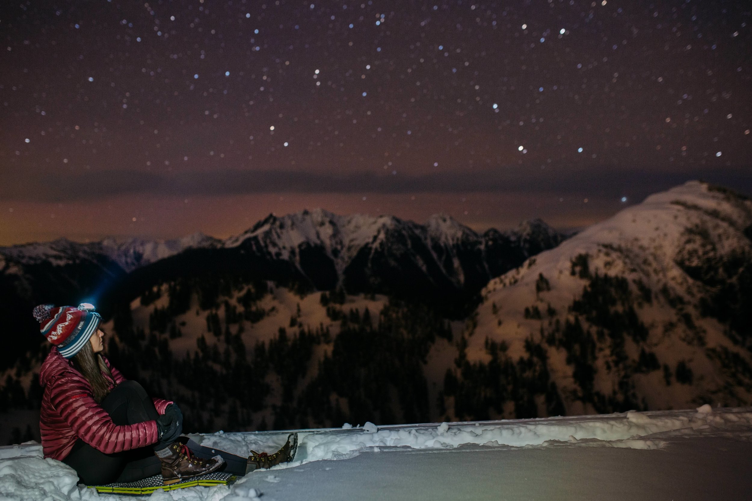 mount-baker-snow-camping-astrophotography-northern-lights.jpg
