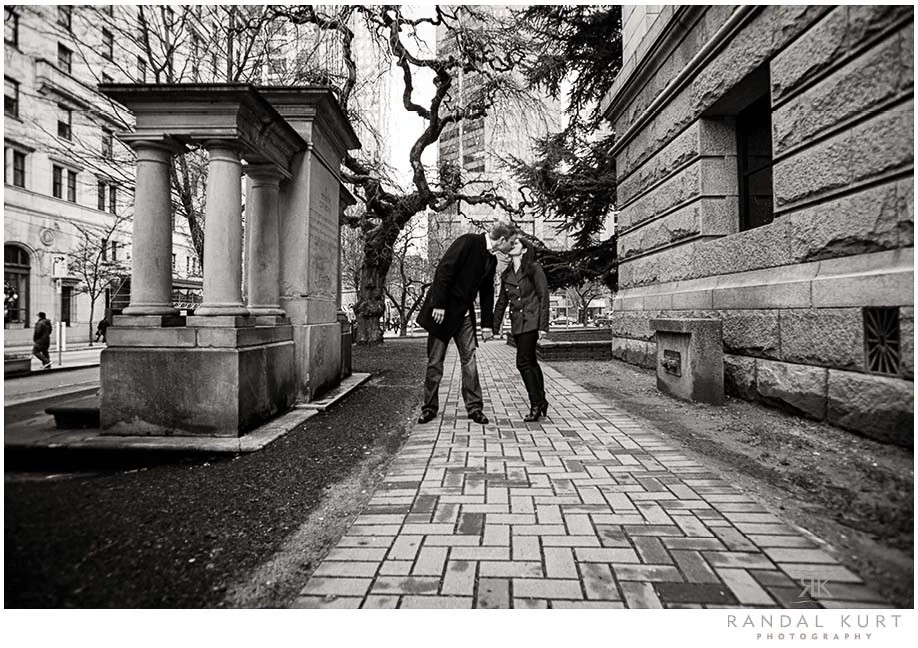 engagement-session-skating