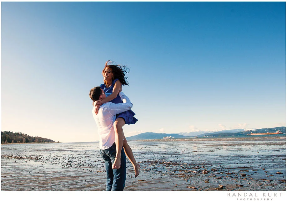 engagement-session-jericho-beach
