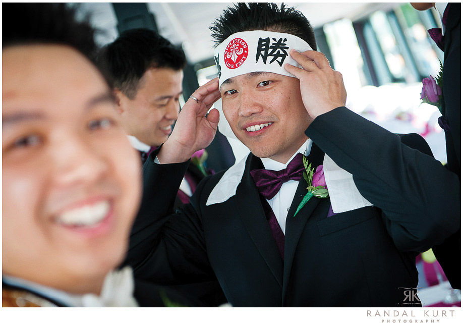 28-vancouver-wedding-yacht.jpg