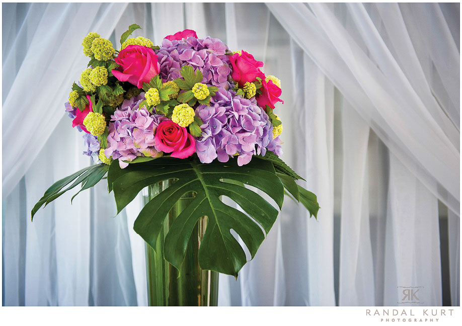 27-vancouver-wedding-yacht.jpg