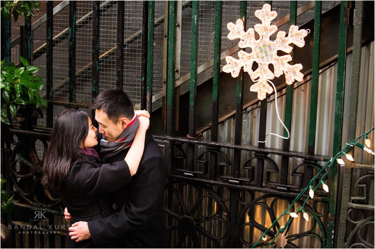 15-winter-engagement-session.jpg
