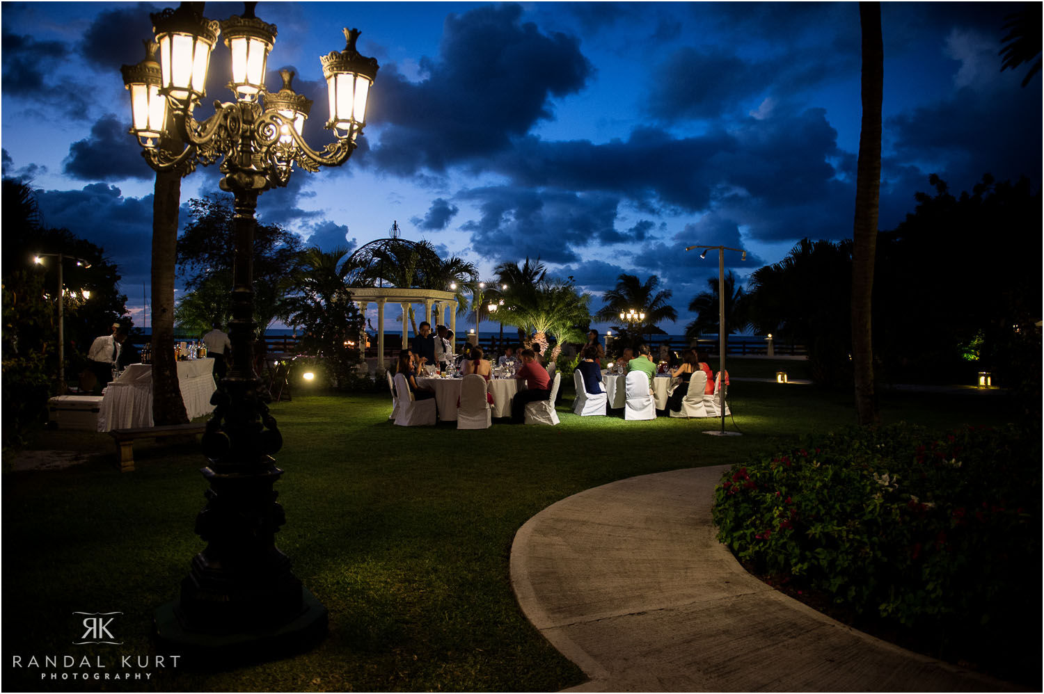 04-antigua-destination-wedding.jpg