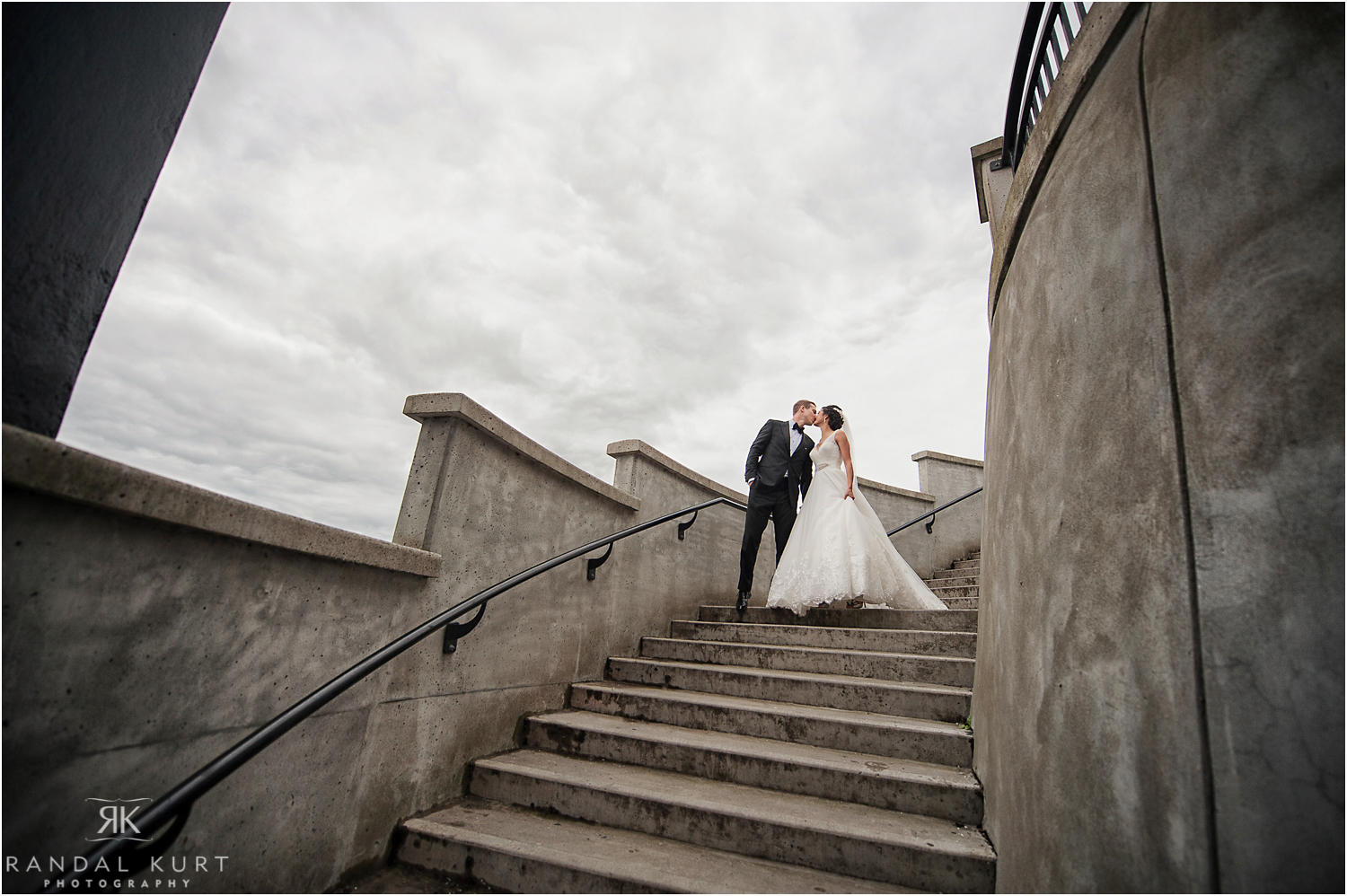 31-pinnacle-at-pier-wedding.jpg
