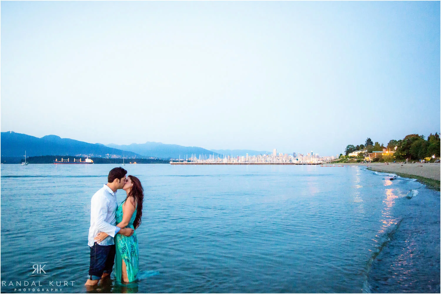 17-jericho-beach-engagement.jpg