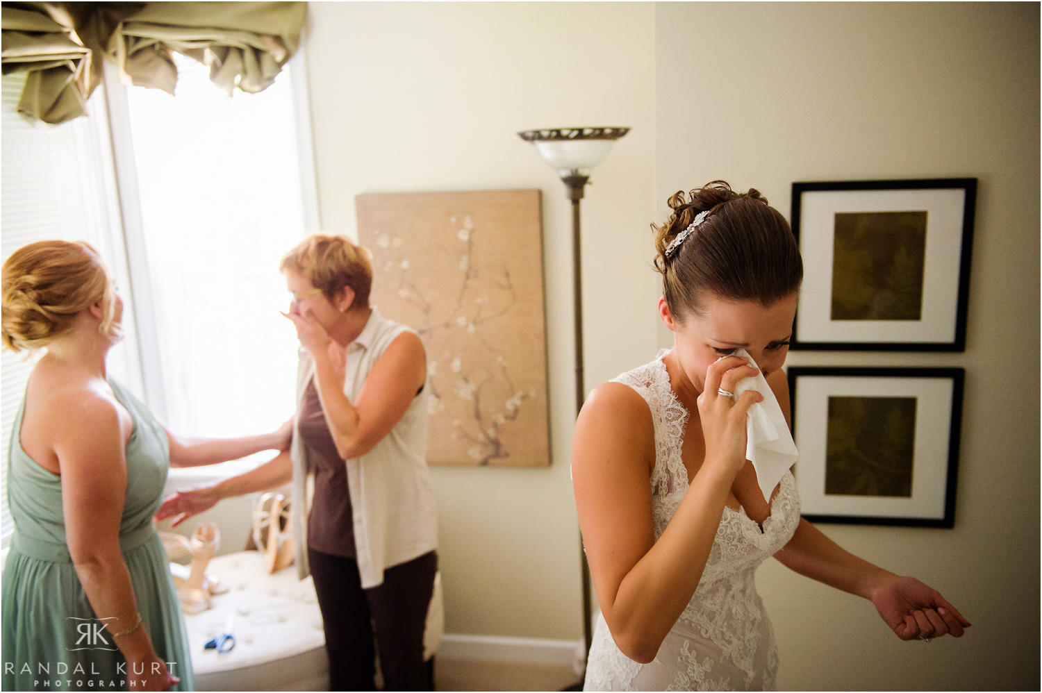 06-comox-wedding-photography.jpg