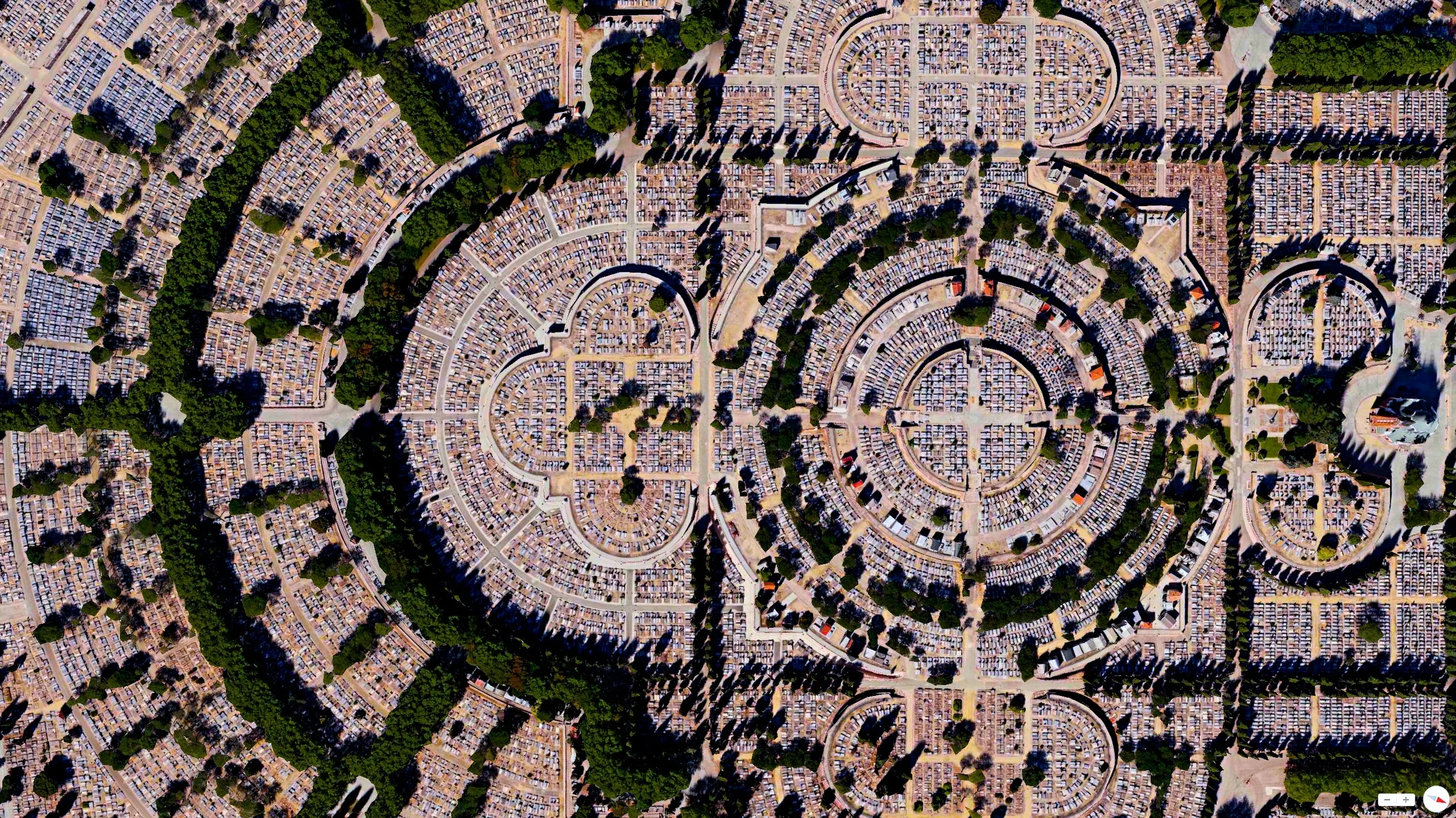 5/12/2014 Our Lady of Almudena Cemetery Madrid, Spain 40°25′10″N 3°38′26″W