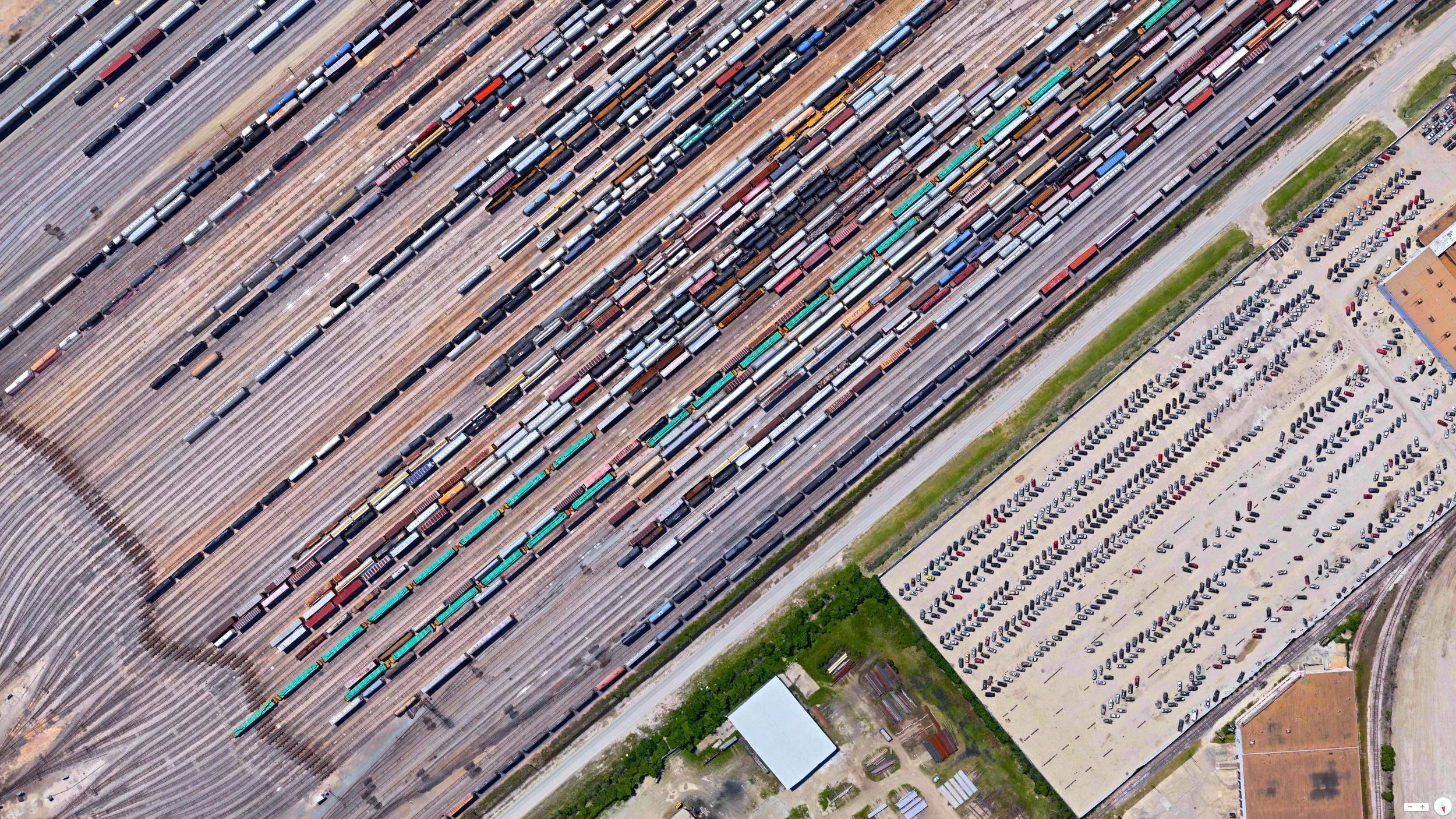 6/29/2014 Englewood Yard Houston, Texas, USA 29°47'29"N , 95°18'7"W