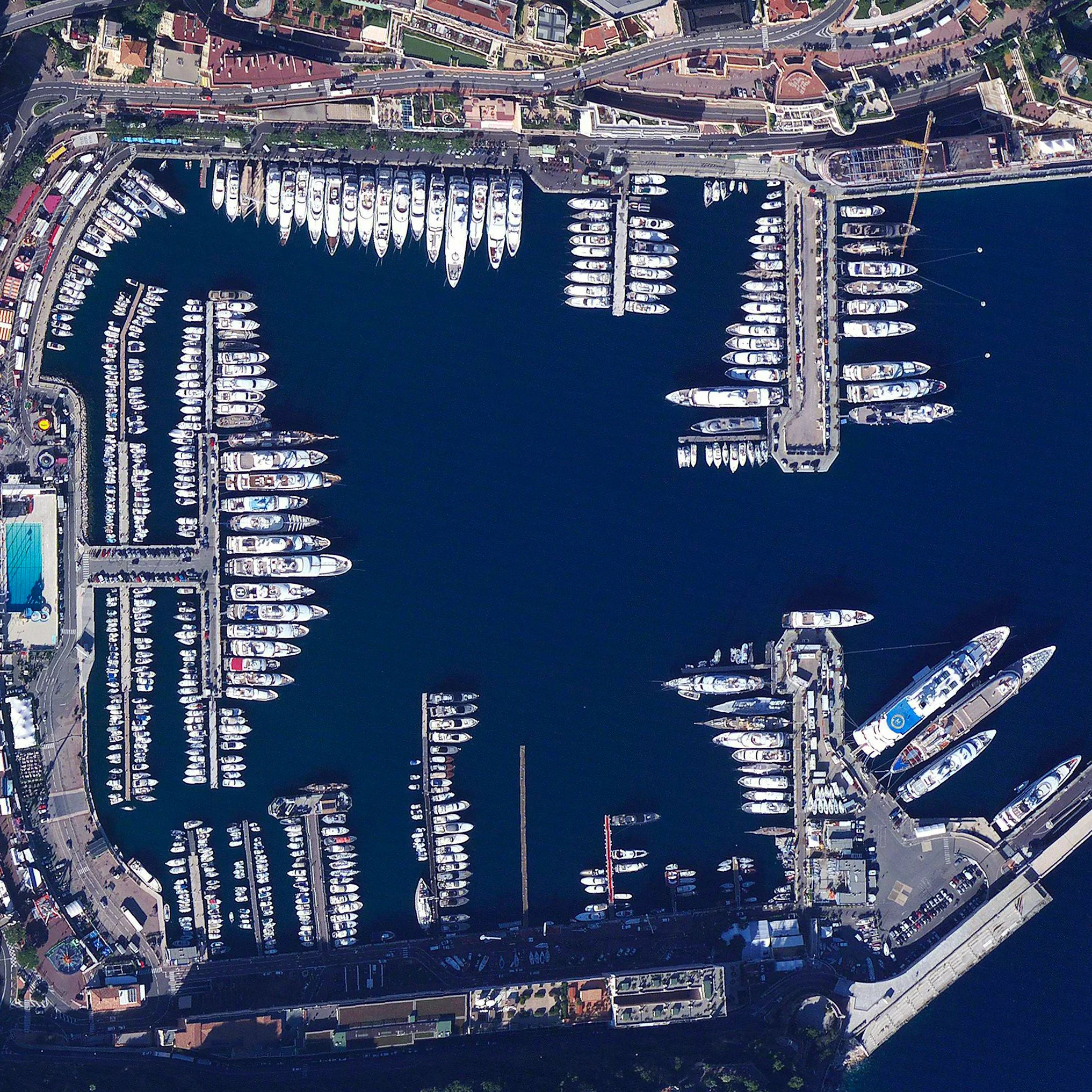 8/26/2015 Port Hercules Monaco 43.735°N 7.426°E Port Hercules, the only deep-water port in Monaco, provides anchorage for up to 700 vessels. Monaco has an area of 0.78 square miles and a population of 36,371, making it the second smallest and the most densely populated country in the world.