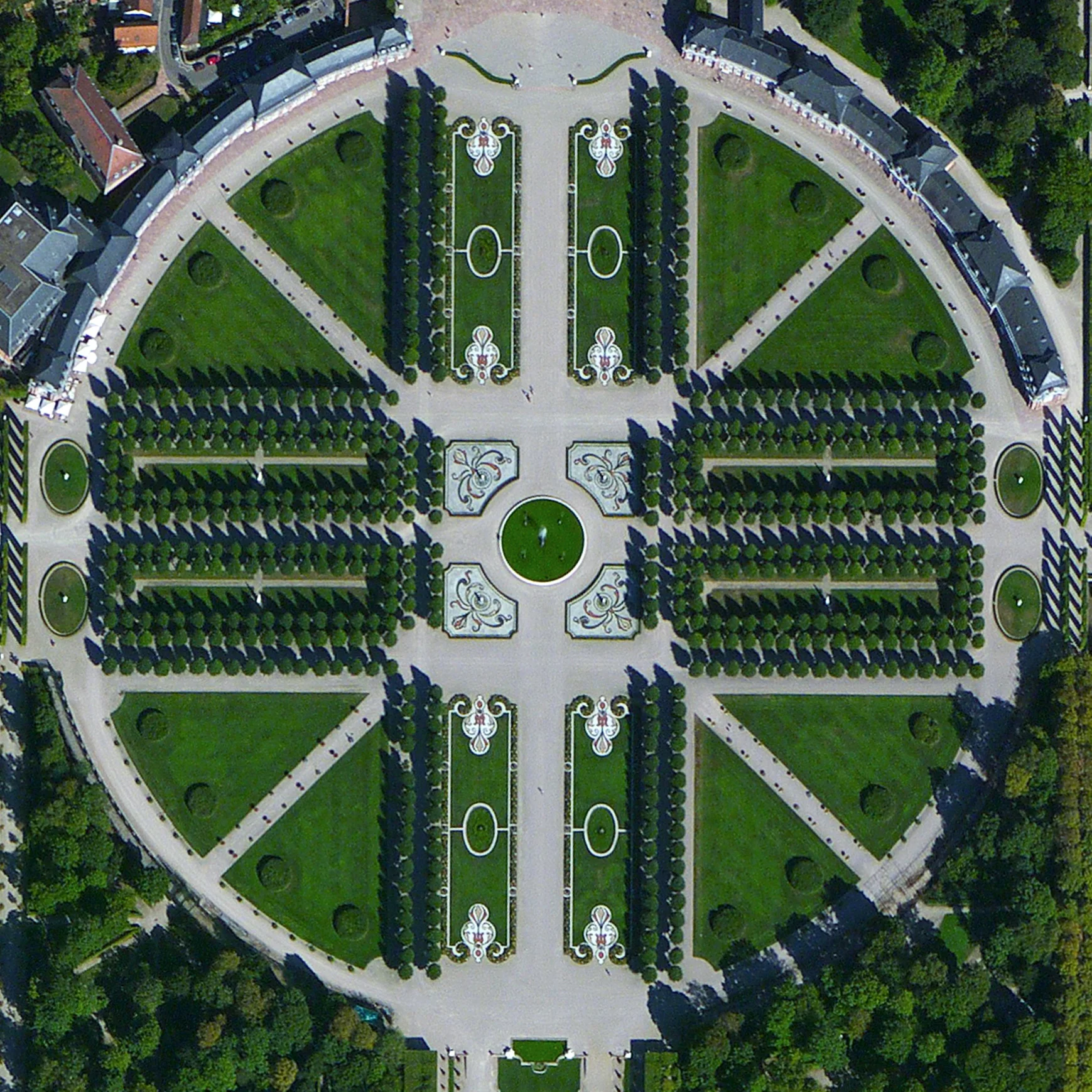 8/28/2015 Schwetzingen Palace Baden-Württemberg, Germany 49°23′03″N 8°34′14″E Schwetzingen Palace is located in the German state of Baden-Württemberg. Built in stages from 1700 until 1750, the grounds of the palace feature ornate gardens that were designed in the styles of the the "French formal garden" and the "English landscape garden”.