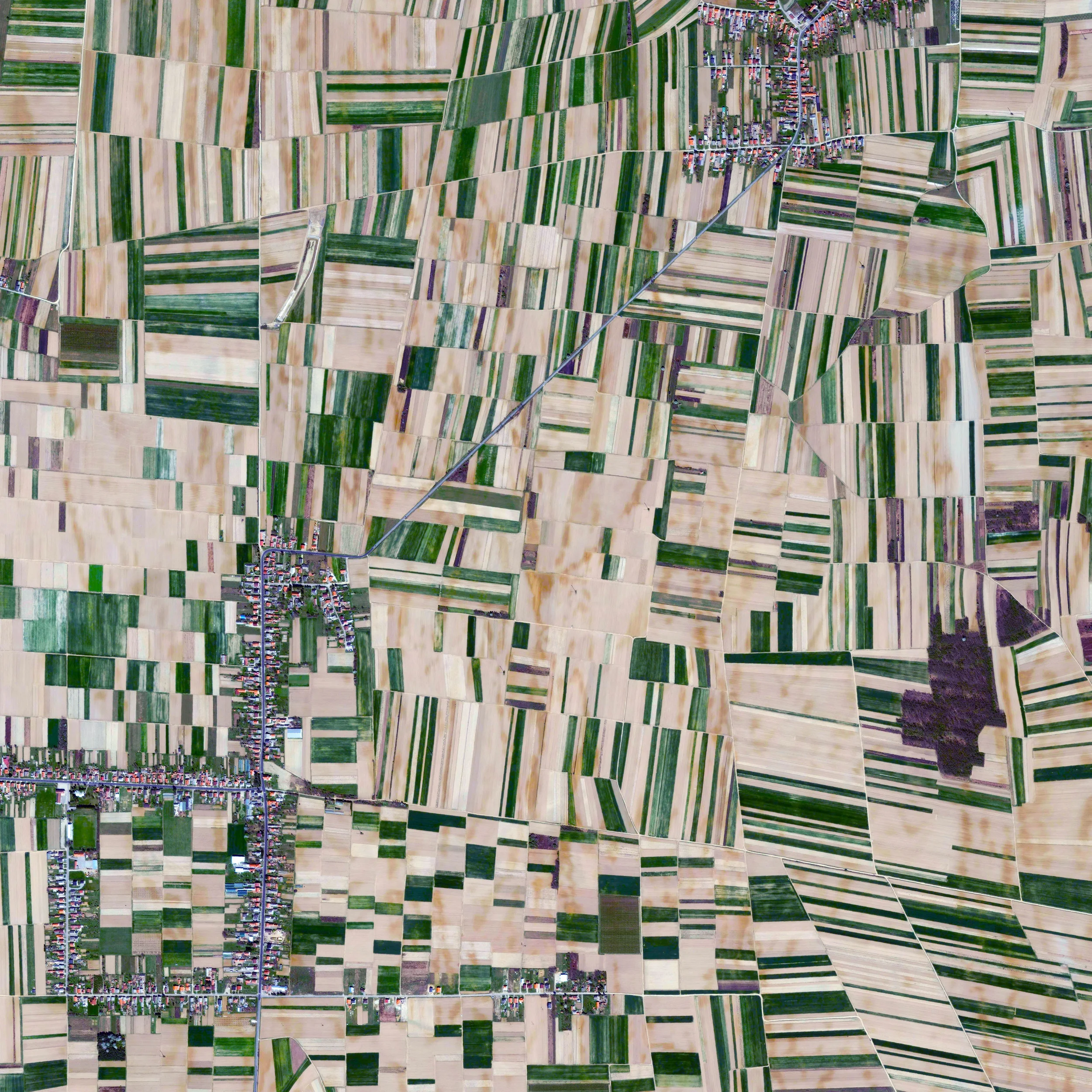 9/14/2015 Fields in Medimurje Novo Selo Rok / Sivica, Croatia 46.422810882°, 16.467788714° Agricultural fields surround the villages of Novo Selo Rok and Sivica in Medimurje County, Croatia. Of the county's 729.5 km² total area, nearly half - 360 km² - is used for agricultural purposes.
