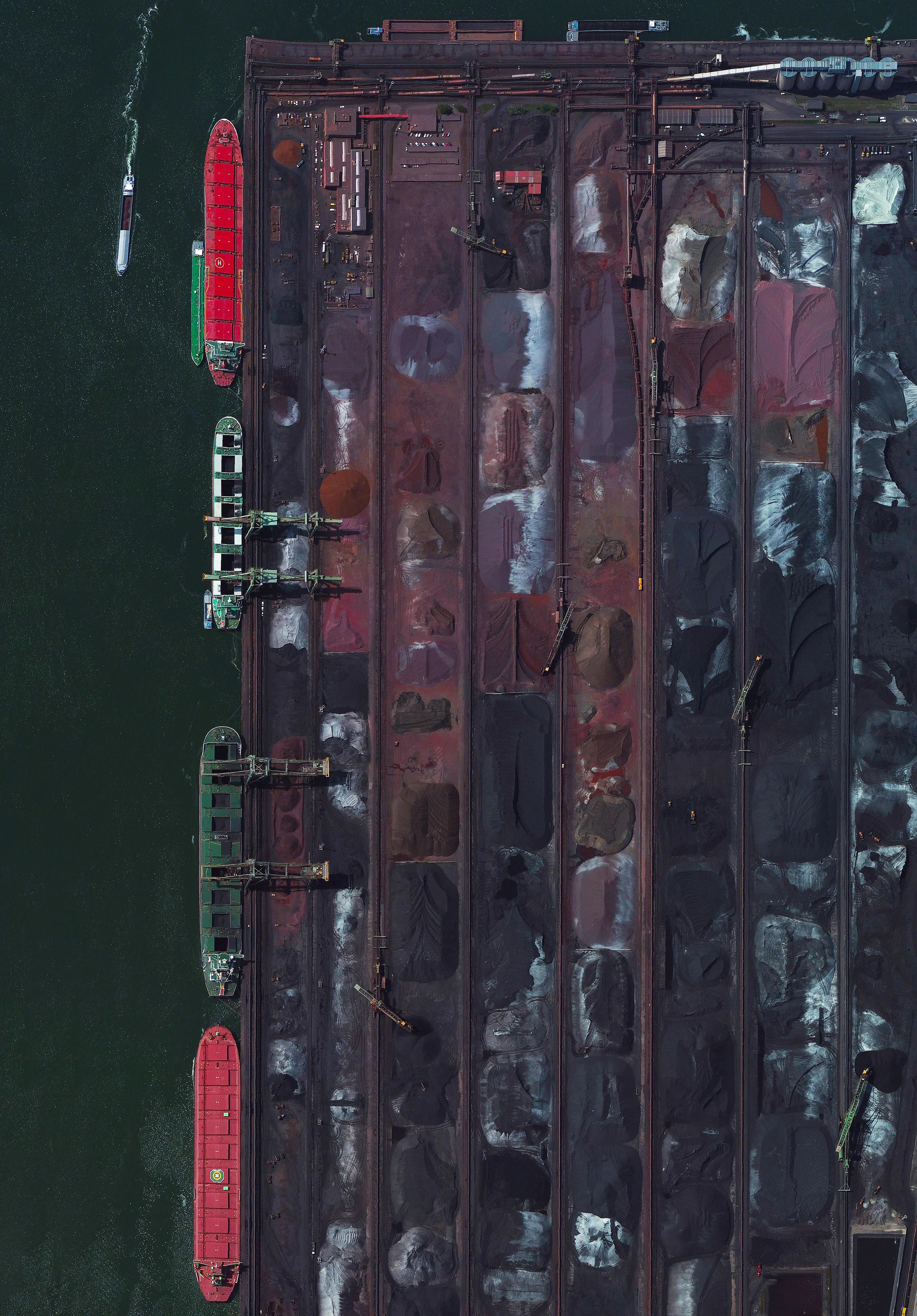 10/20/2015 Port of Rotterdam Dry Terminal Rotterdam, Netherlands 51.938843382°, 4.047933970° The dry terminal at the Port of Rotterdam in the Netherlands is the busiest transshipment facility of its kind in Europe - moving primarily coal and iron ore. The massive vessels that dock here carry up to 380,000 tonnes of these minerals to power plants and blast-furnaces in Germany, France, Belgium, and other European countries.