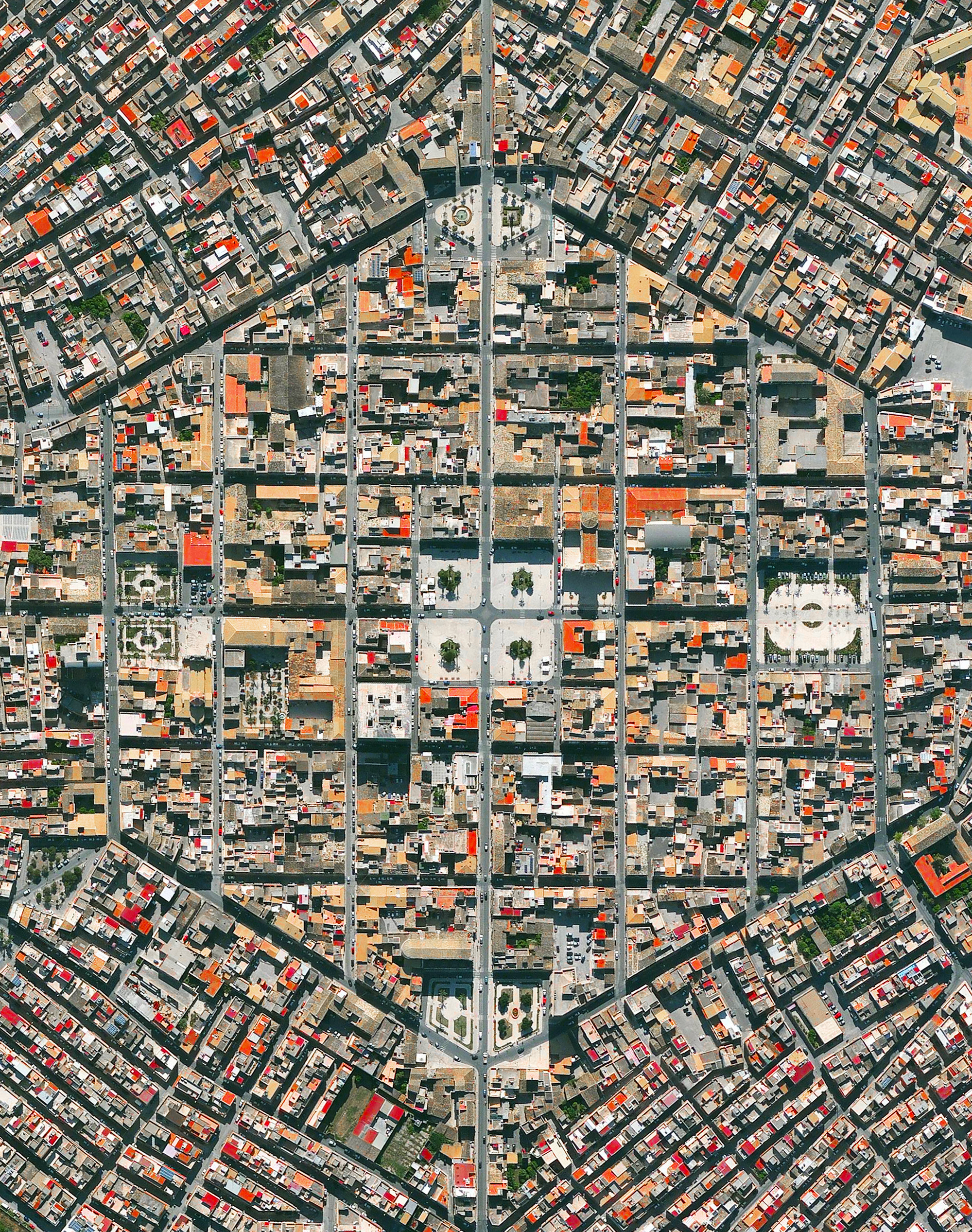 12/9/2015 Avola Avola, Sicily 36°55′N 15°08′E Avola is a city located in the province of Syracuse, Sicily. After Avola was destroyed by an earthquake in 1693, the city was reconstructed in a new location using a geometric, hexagonal plan created by the friar architect Angelo Italia.