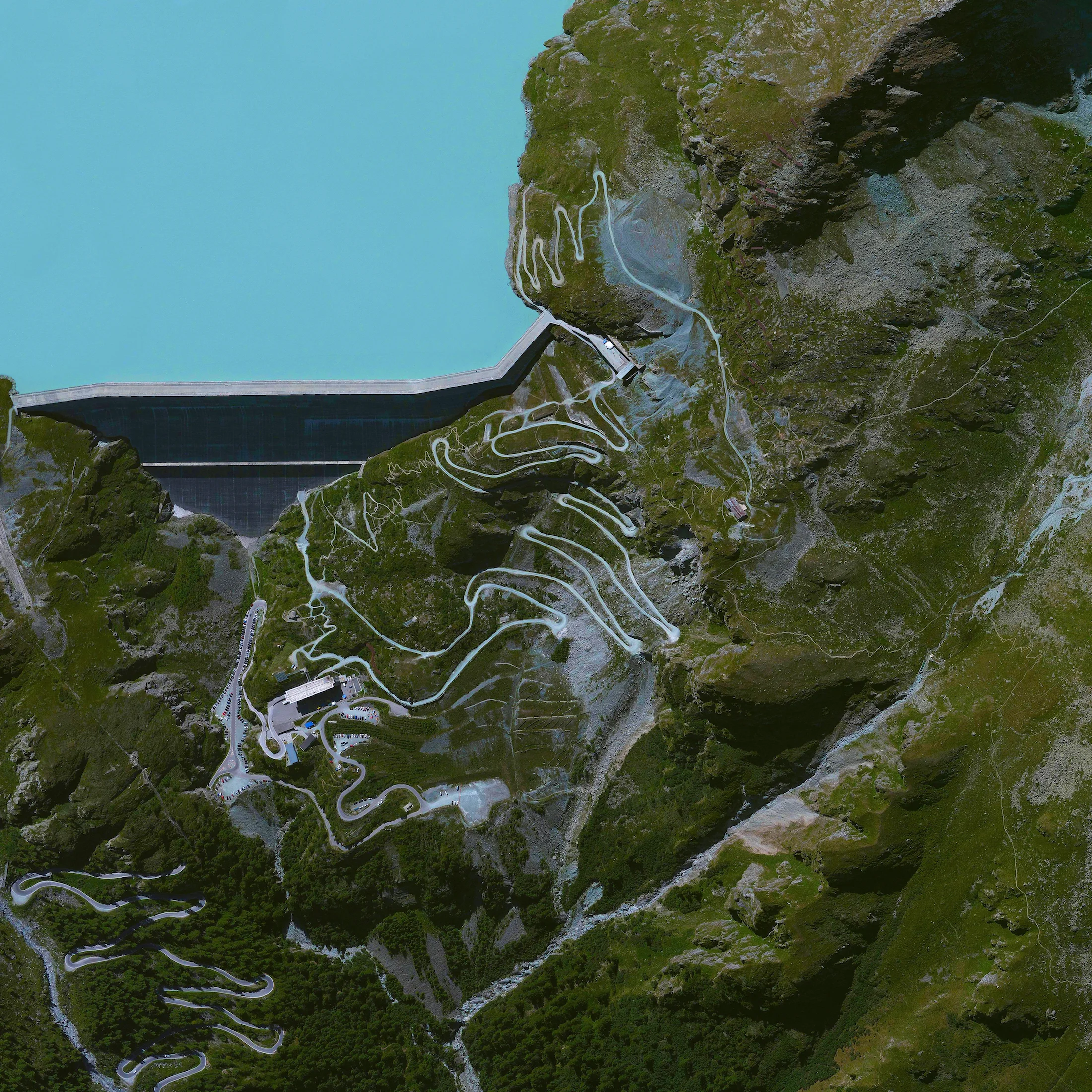 1/6/2016 Grande Dixence Dam Hérémence, Switzerland 46°04′50″N 07°24′14″E The Grande Dixence Dam in the canton of Valais in Switzerland is the tallest gravity dam in the world with a height of 935 feet (285 m). A gravity dam resists the horizontal thrust of the contained water, in this case the Dixence River, entirely by its own weight. The Grand Dixence took 14 years to construct, contains approximately six million cubic meters of concrete, and generates power for more than 400,000 Swiss homes.