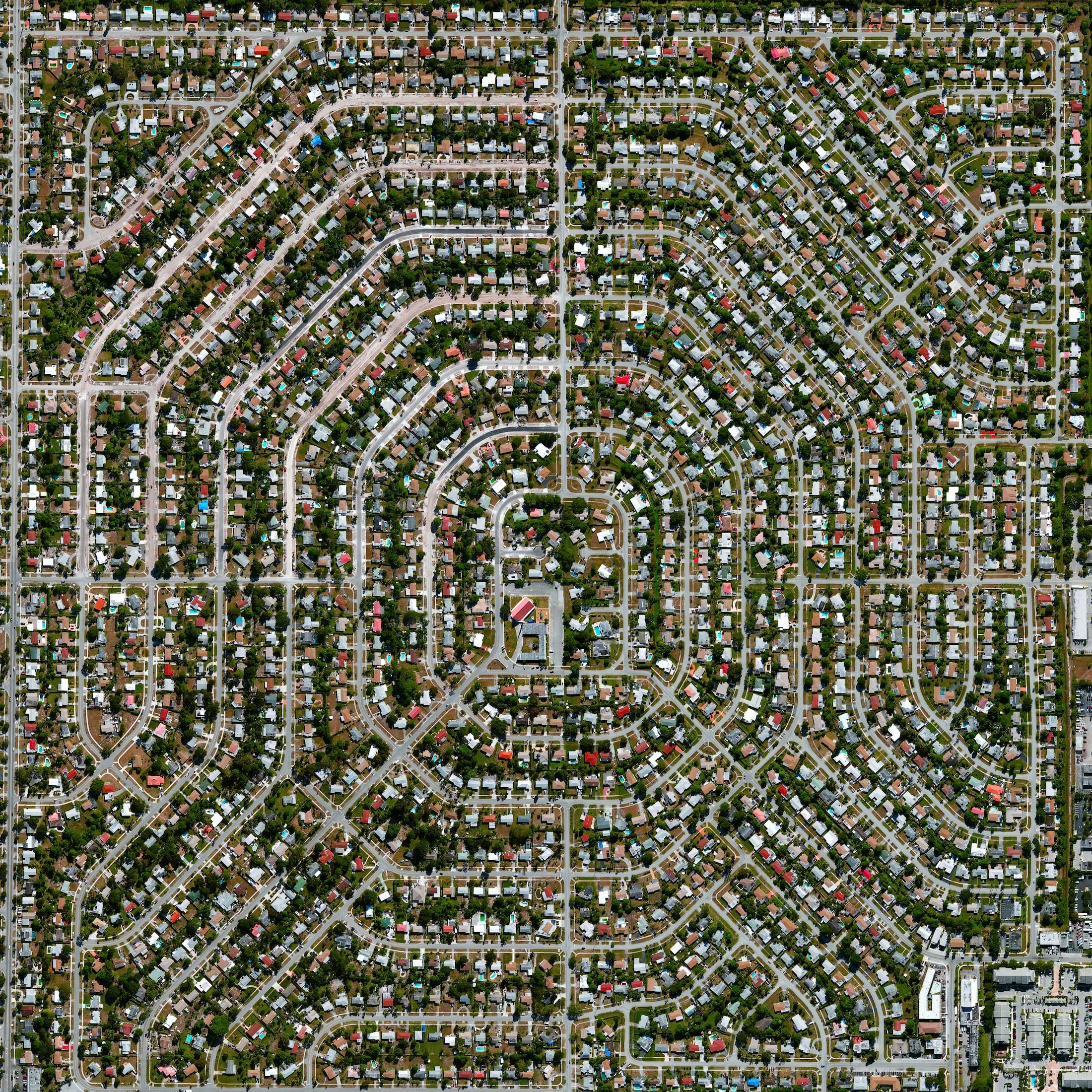 1/14/2016 Melrose Park Fort Lauderdale, Florida, USA 26.113889, -80.193611 Melrose Park is a residential community in Fort Lauderdale, Florida, USA. The neighborhood is planned with streets in eight concentric octagons and contains 1,975 households.
