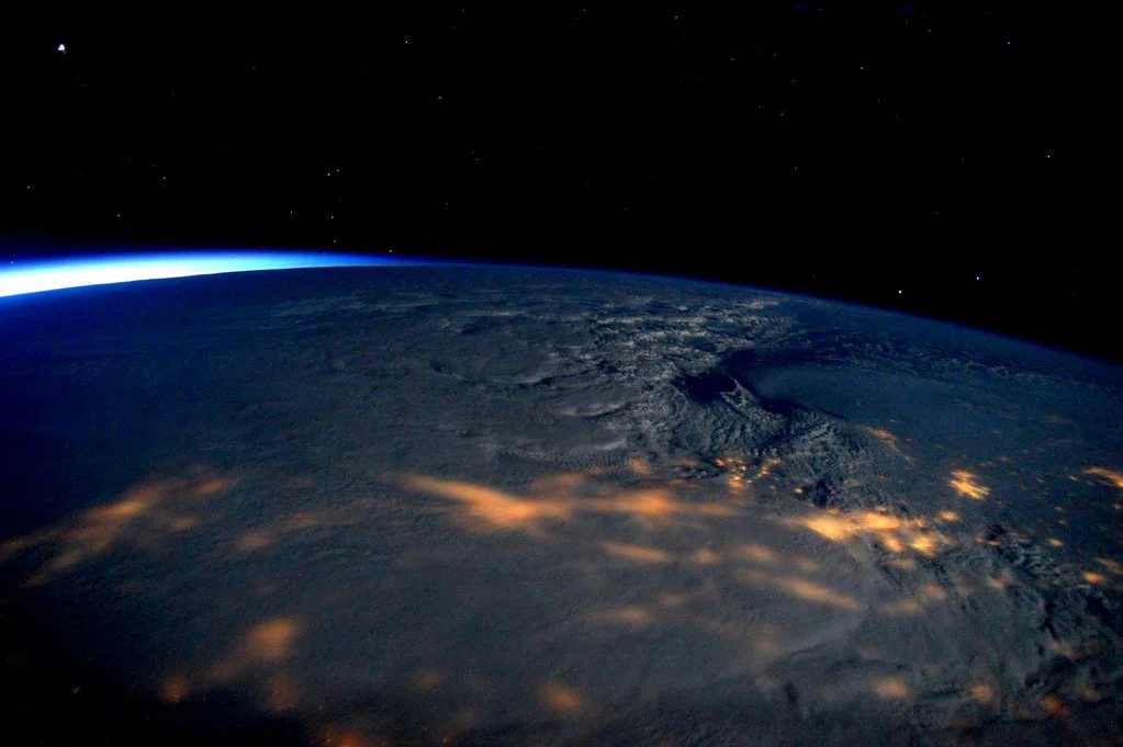 There’s a massive snowstorm here in New York City, but thanks to Scott Kelly (who is living on the International Space Station) we can see what it looks like from above. The weather front will pummel the East Coast throughout the day, with more than 20 inches (50.8 centimeters) of snowfall expected.