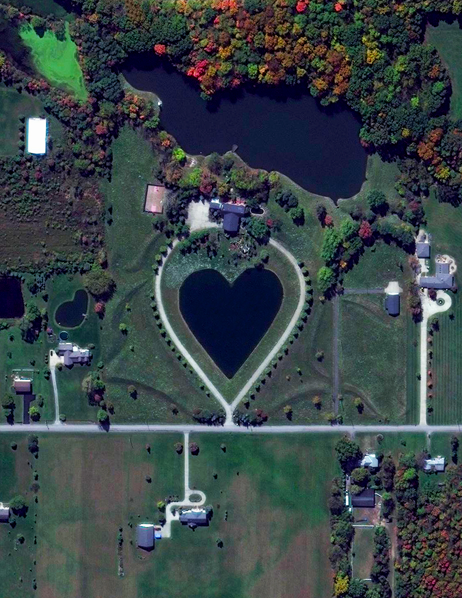 Valentine's Day Heart-shaped Lake Columbia Station, Ohio, USA 41.303925,-81.903887 It’s Valentine’s Day! Check out this heart-shaped lake in Columbia Station, Ohio, USA. Send this to that special someone and have a wonderful day!
