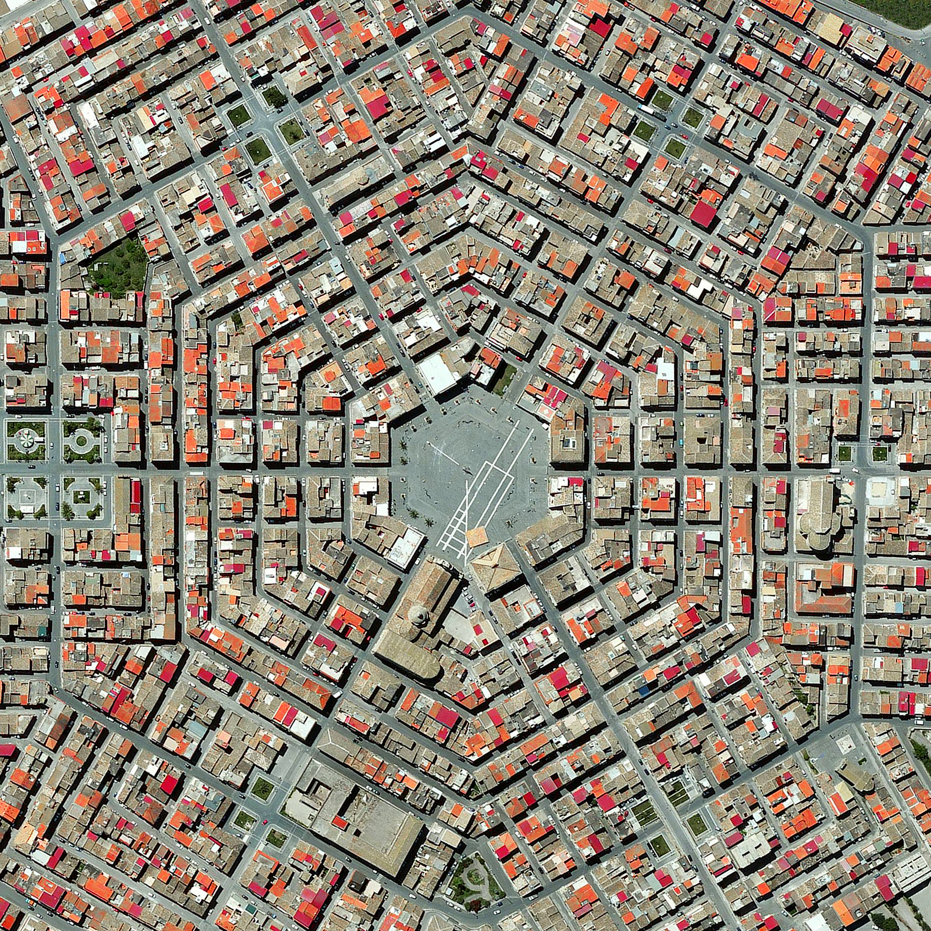 2/27/2016 Grammichele Sicily, Italy 37°13′N 14°38′E Grammichele is located in Sicily, in southern Italy. The town was constructed in 1693 with a distinctive hexagonal street plan after an earthquake destroyed the nearby, old town of Occhialà.