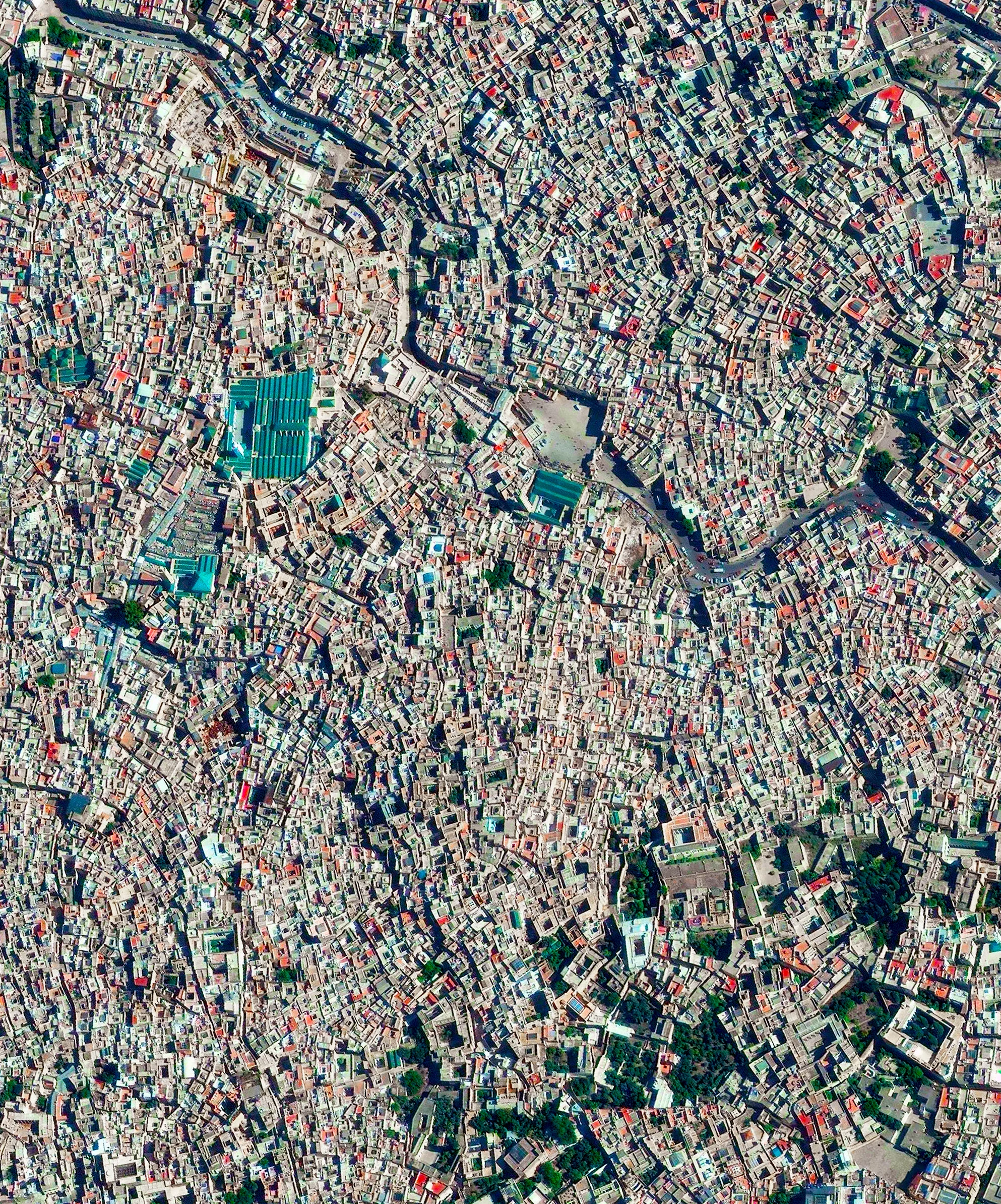 3/30/2016 Fes el Bali Fes, Morocco 34°03′40″N 04°58′40″W Fes el Bali is the oldest walled part in the city of Fes, Morocco. With a total population of 156,000, the area is believed to be the biggest car-free urban neighborhood in the world due its narrow streets that are only two feet wide in some sections.
