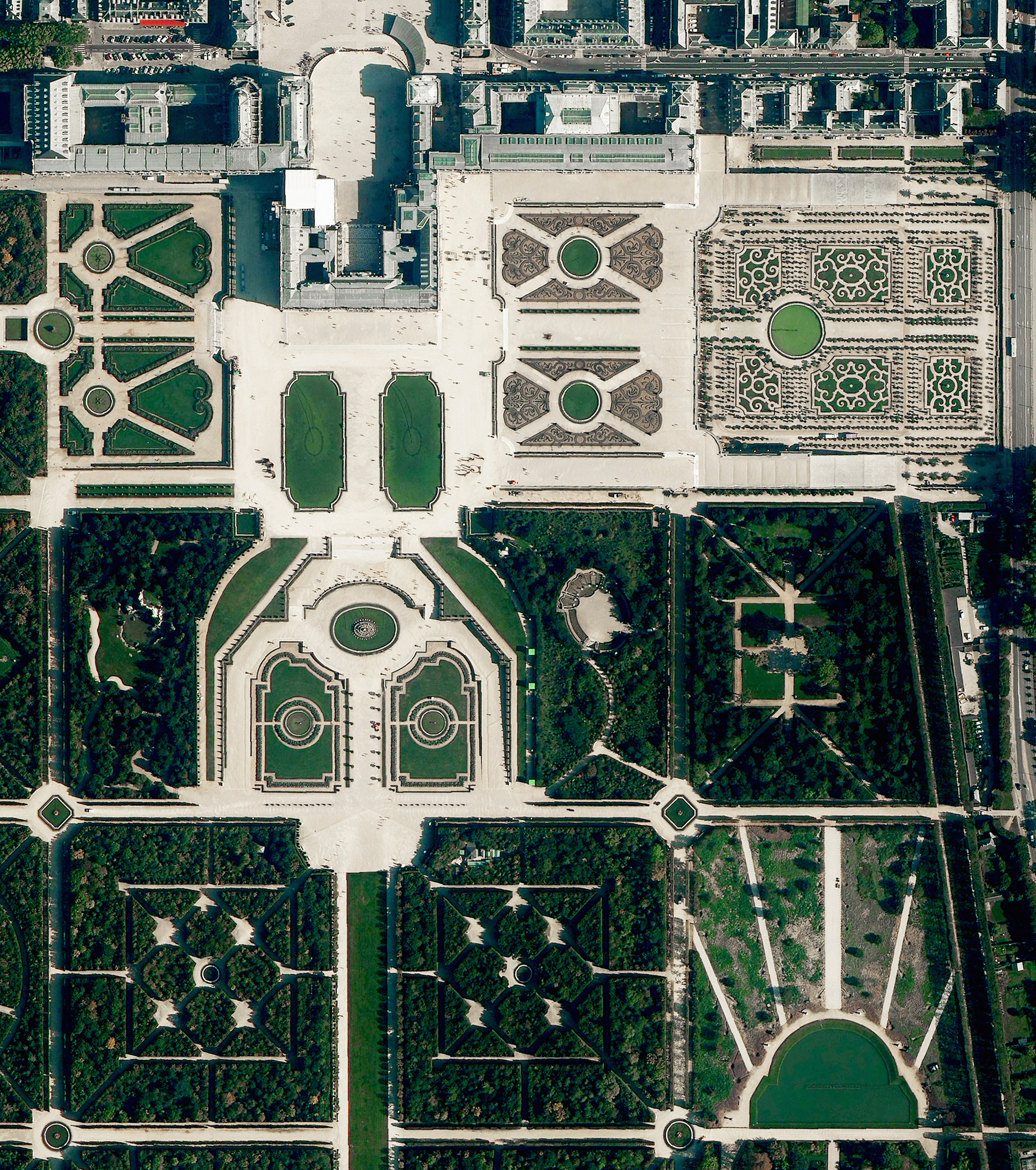 4/8/2016 Gardens of Versailles Versailles, France 48°48′29″N 2°6′30″E The Gardens of Versailles are situated across 2,000 acres of land behind the Palace of Versailles, 19 kilometers (12 miles) outside of Paris. The grounds are landscaped in the classic French garden style, including one section known as The Orangerie - an area seen here at the upper right that contains more than one thousand (primarily orange) trees.