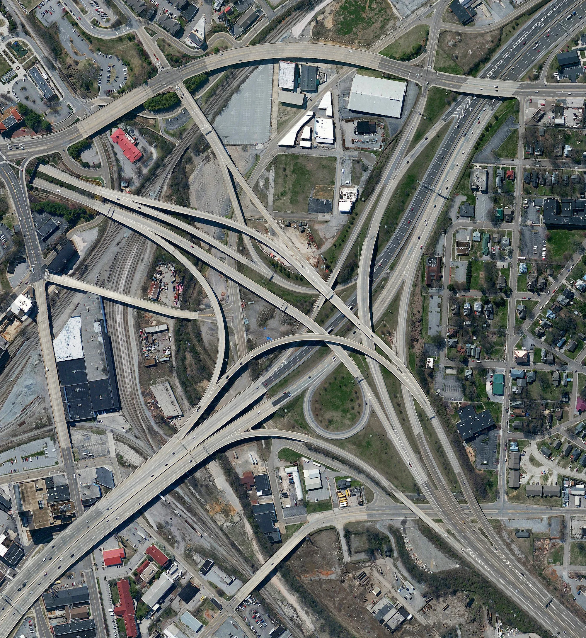 5/29/2016 Spaghetti Junction Knoxville, Tennessee, USA 35.9663844, -83.929399 A highway interchange connect Interstates 40 and 275 outside of Knoxville, Tennessee, USA. Because of its intertwined construction, a structure like this is commonly called a “spaghetti junction.”