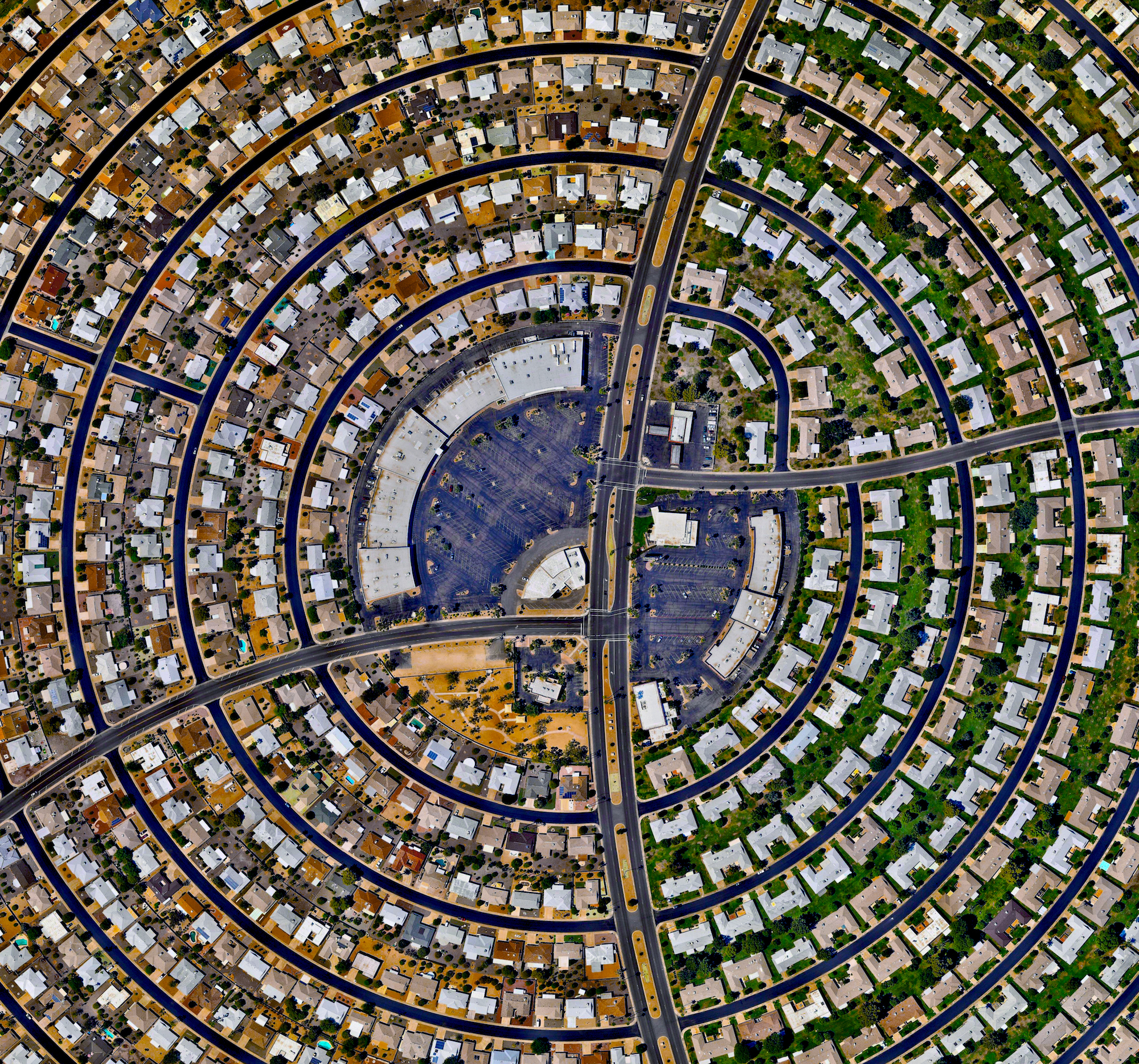 9/23/2016 Sun City Sun City, Arizona, USA 33.6189504, -112.291099 Houses, built in concentric circles, make up a section of Sun City, Arizona, USA. When the development opened on January 1, 1960, the event attracted a crowd of more than 100,000 onlookers and the "futuristic development" was featured on the cover of Time magazine.