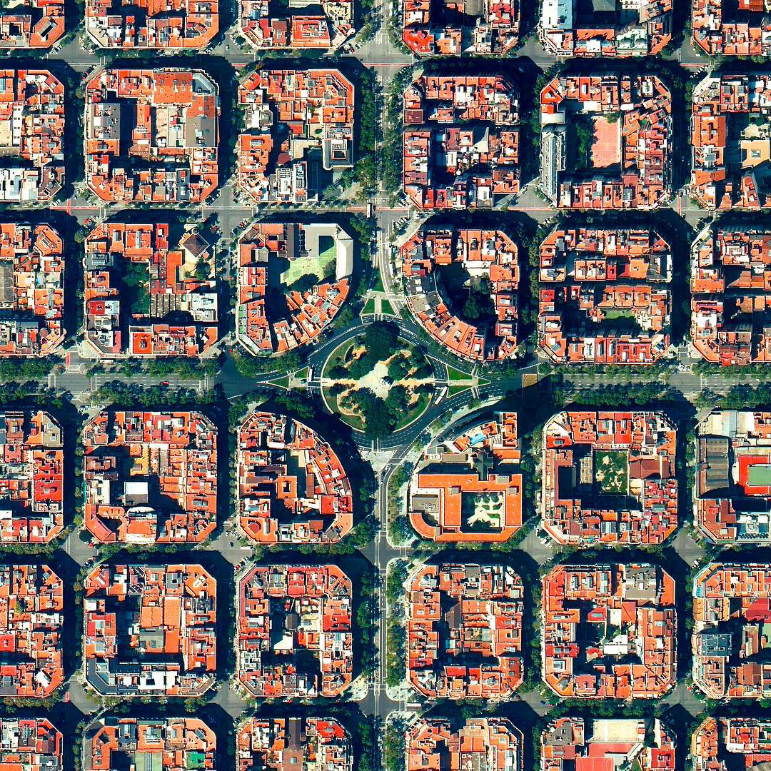 Plaça de Tetuan is a major square located in the Eixample District of Barcelona, Spain. This area is characterized by its strict grid pattern, octagonal intersections, and apartments with communal courtyards. At the square’s center is a monument of Dr. Bartomeu Robert Yarzábal, who served briefly as Mayor of Barcelona at the turn of the 20th century. 41°23'41.7"N, 2°10'31.8"E Source imagery: DigitalGlobe