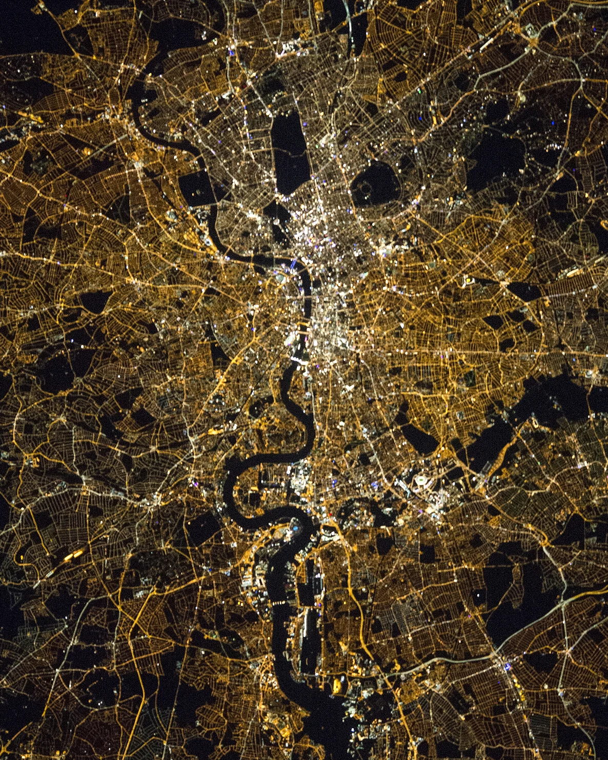Check out this amazing Overview of London at night. As the capital and most populous city in Great Britain, London is also one of the leading tourist destinations in the world. In 2015, it was ranked as the most visited city in the world, with more than 65 million visits. We’re excited to announce that one week from Thursday, on November 15th, we’ll be hosting the opening for our first ever exhibition in London at theprintspace in Shoreditch. The event is open to the public and the exhibition will continue through November 26th, so just click here for more info: https://bit.ly/2PzyIiJ . Hope to see some of you there! 51°30'26.0"N, 0°07'39.0"W Source imagery: NASA - National Aeronautics and Space Administration