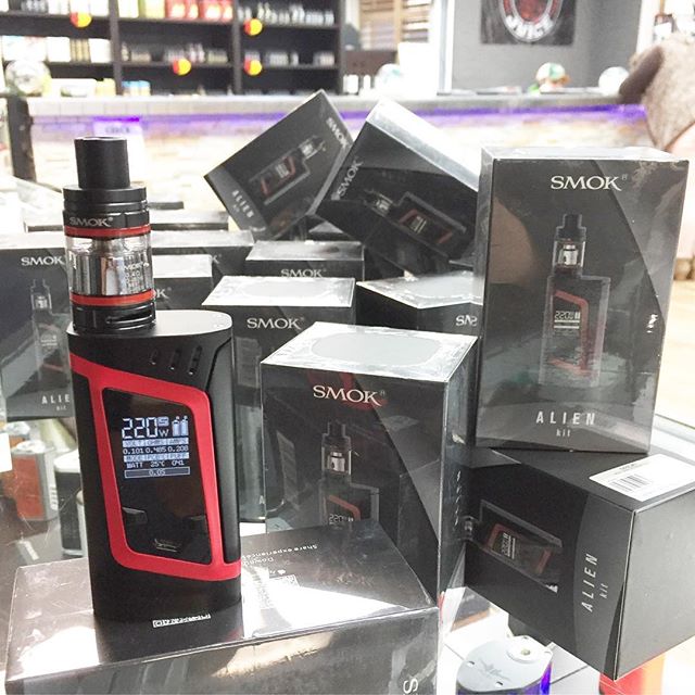 #restock #AlienKit by #Smok 220watts dual 18650 w TFV8 baby beast tank #nowavailable #vapecity #vapecityark