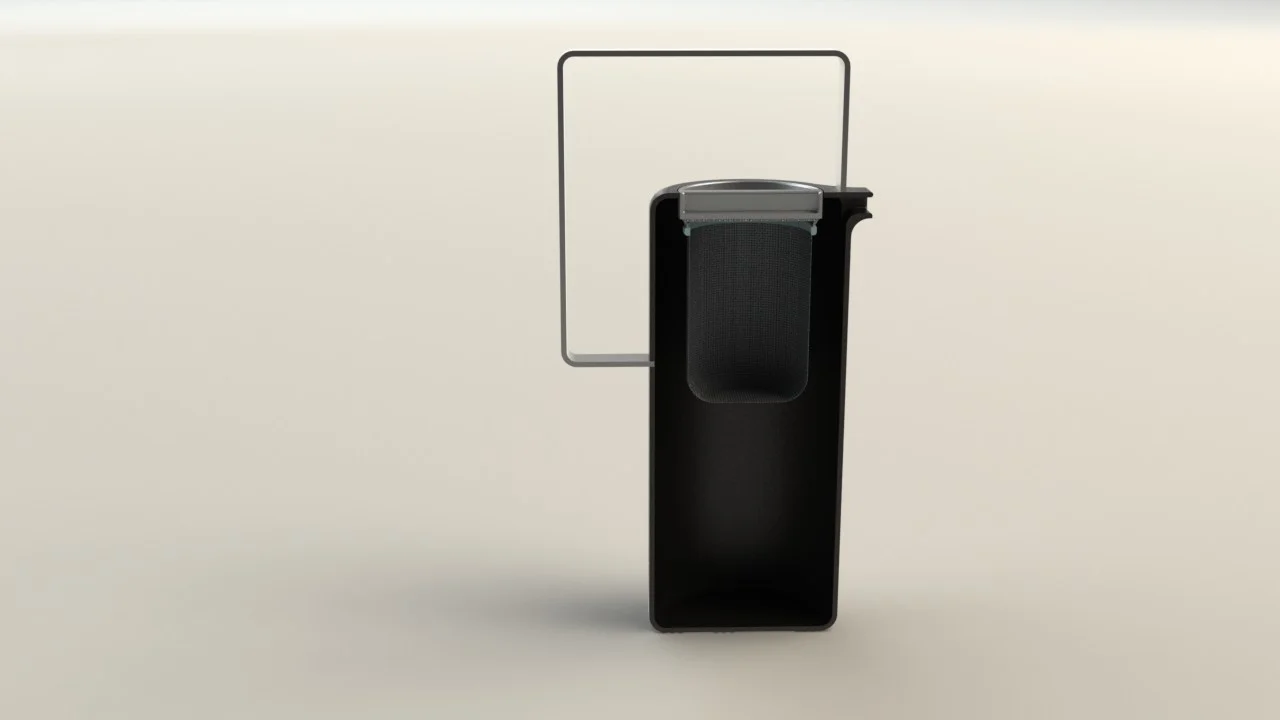 The lid has a removable mesh tea strainer. 