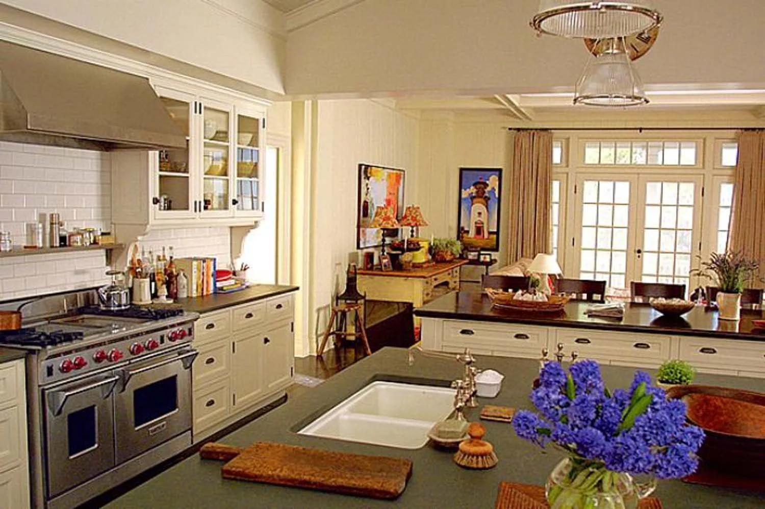 Somethings Gotta Give Kitchen | Image: Architectural Digest