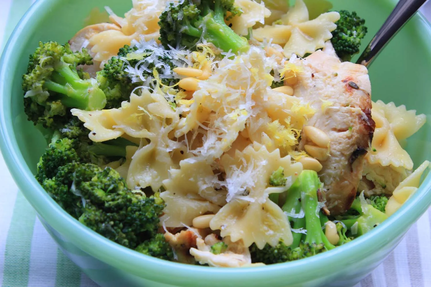 Lemon Chicken with Broccoli and Bowties | Image: Laura Messersmith