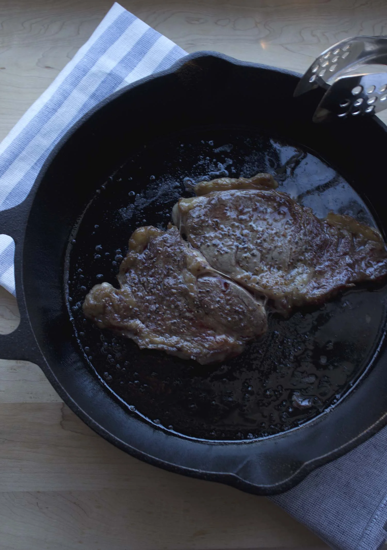 Steak with Béarnaise | Image: Laura Messersmith