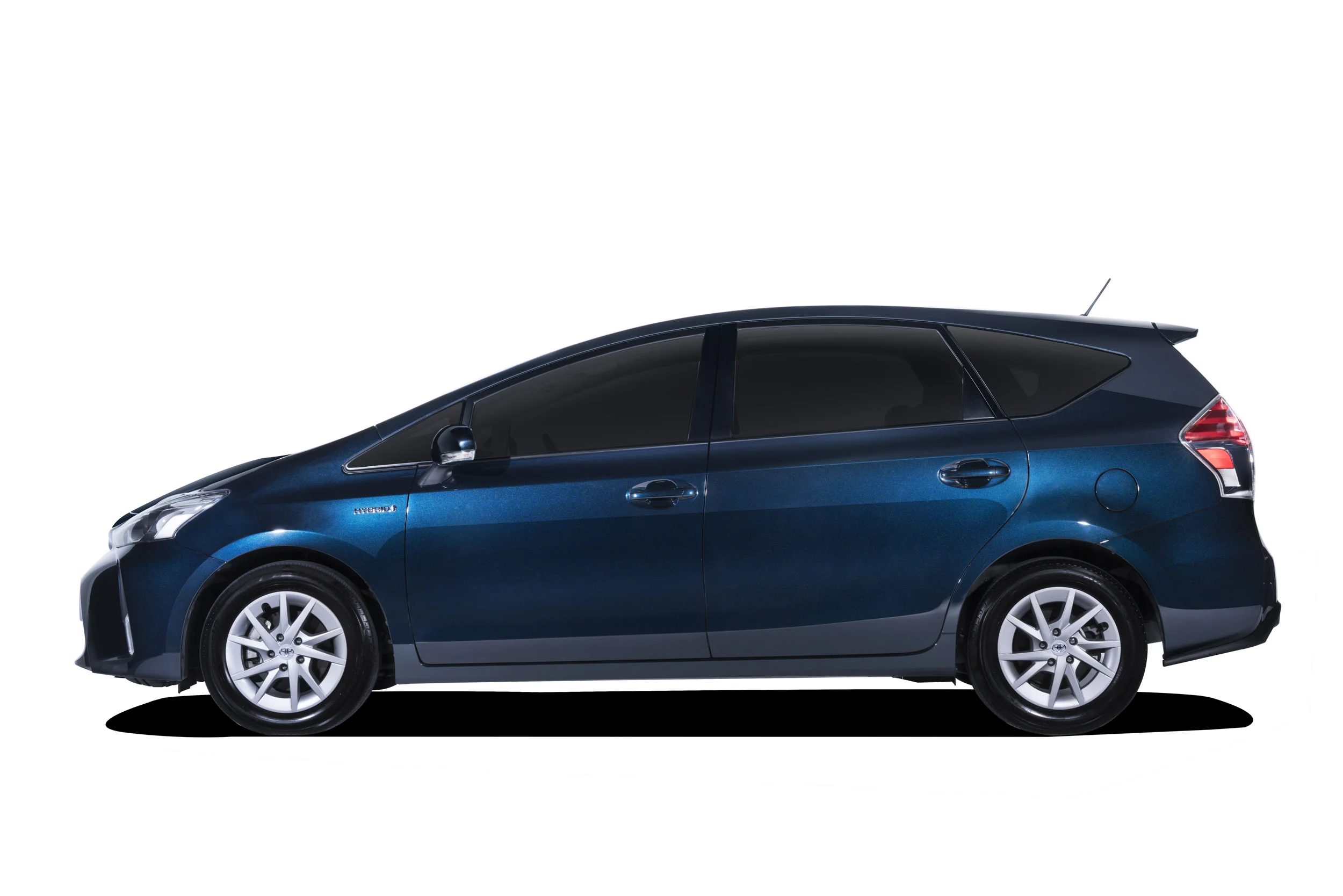 Prius+_side.jpg