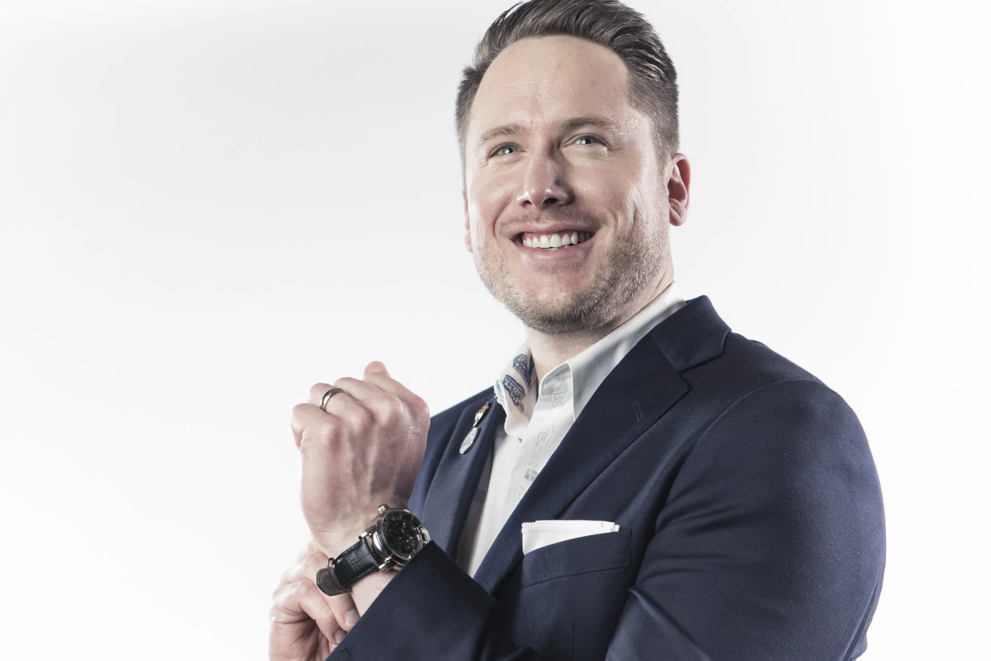 Ericchenrr_Portraits_HL_HR121.jpg